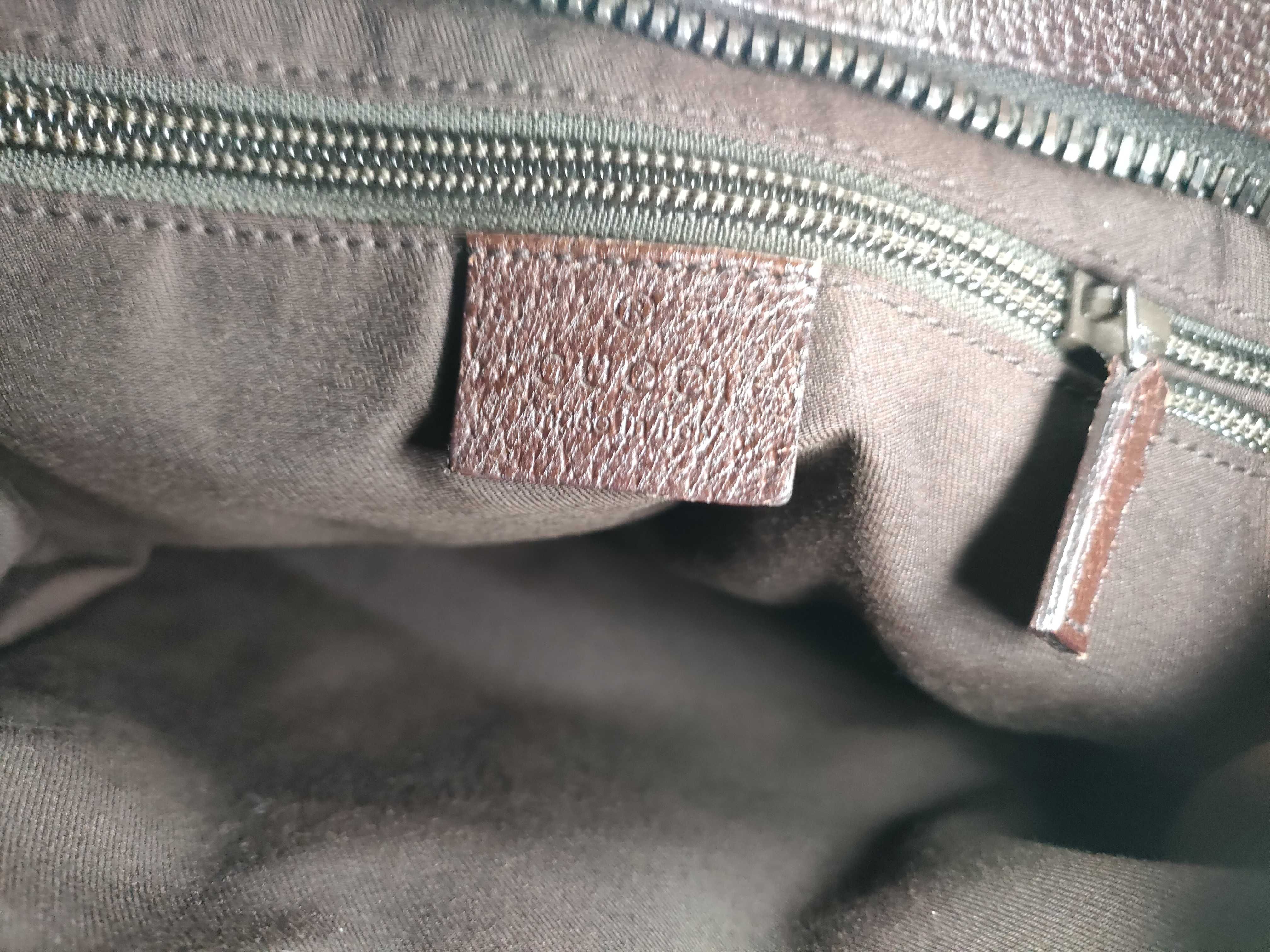 GG Canvas Shoulder Bag — view 12