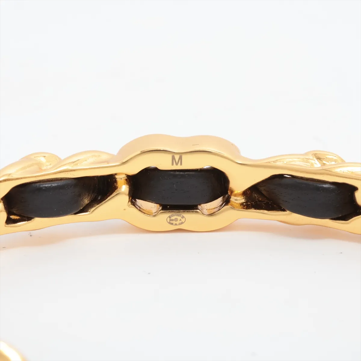 Coco Mark Turnlock Bangle M GP x Faux Pearl x Leather Gold x Black — view 4