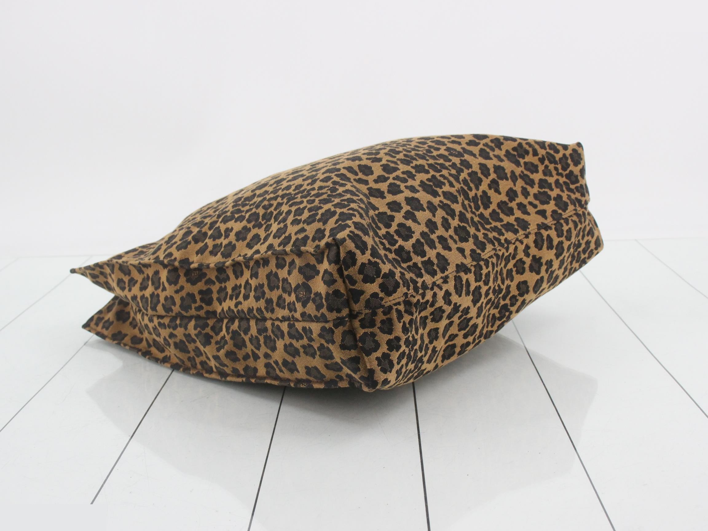 Leopard — view 5