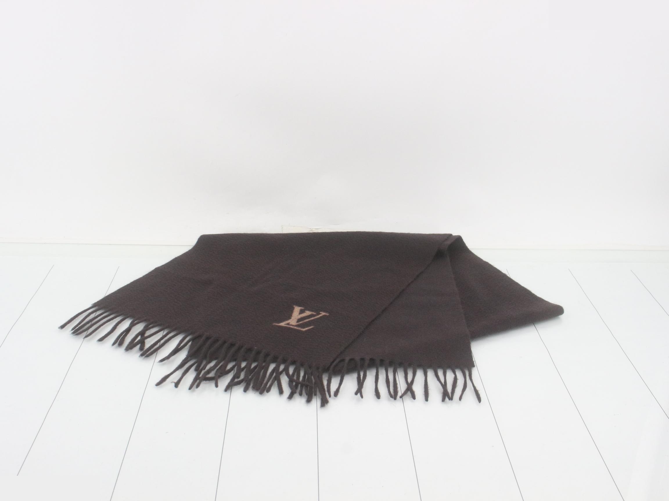LV logo cashmere jacket with tag, brown. — view 2