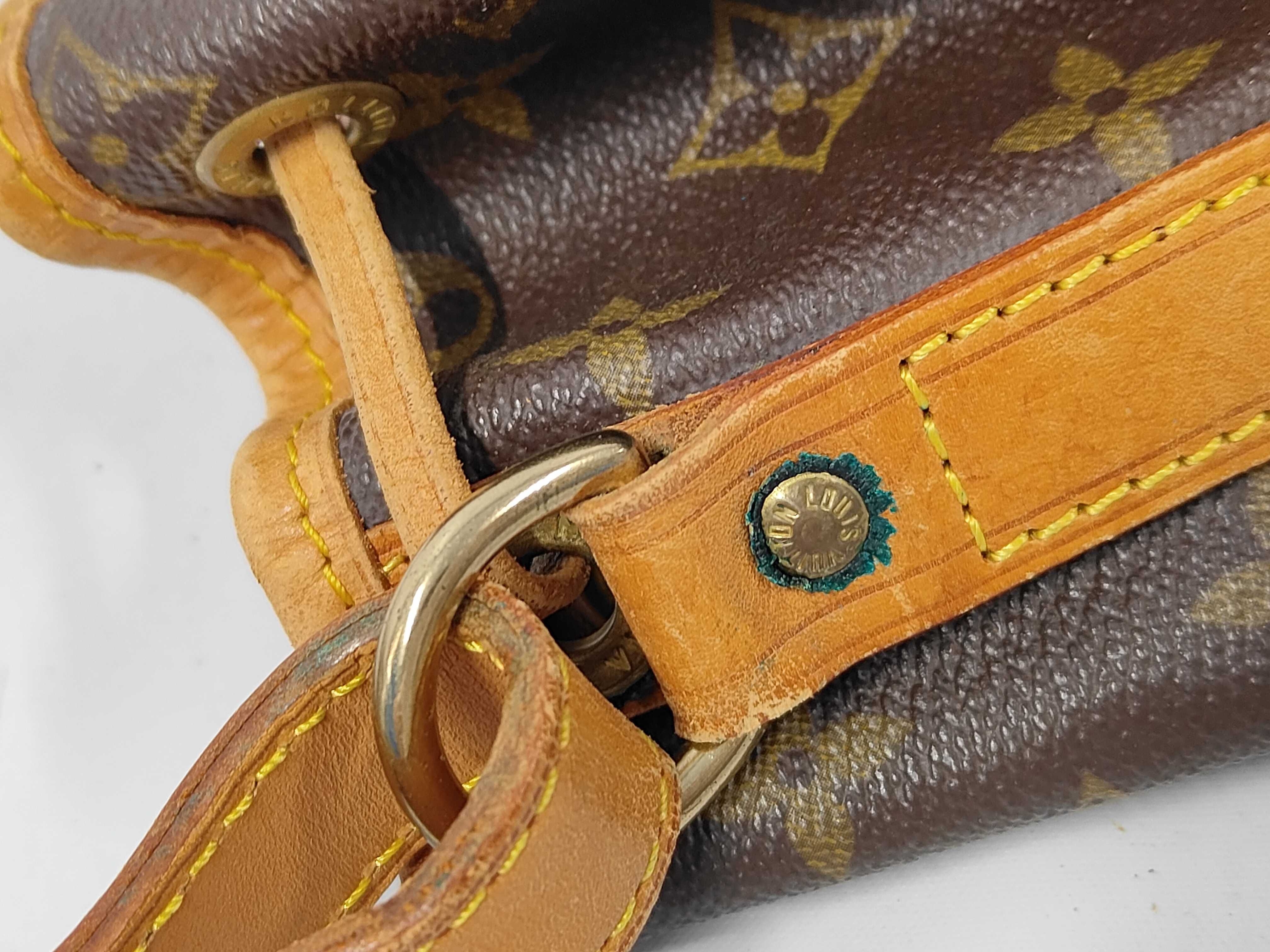 LV Noé Shoulder Bag — view 7