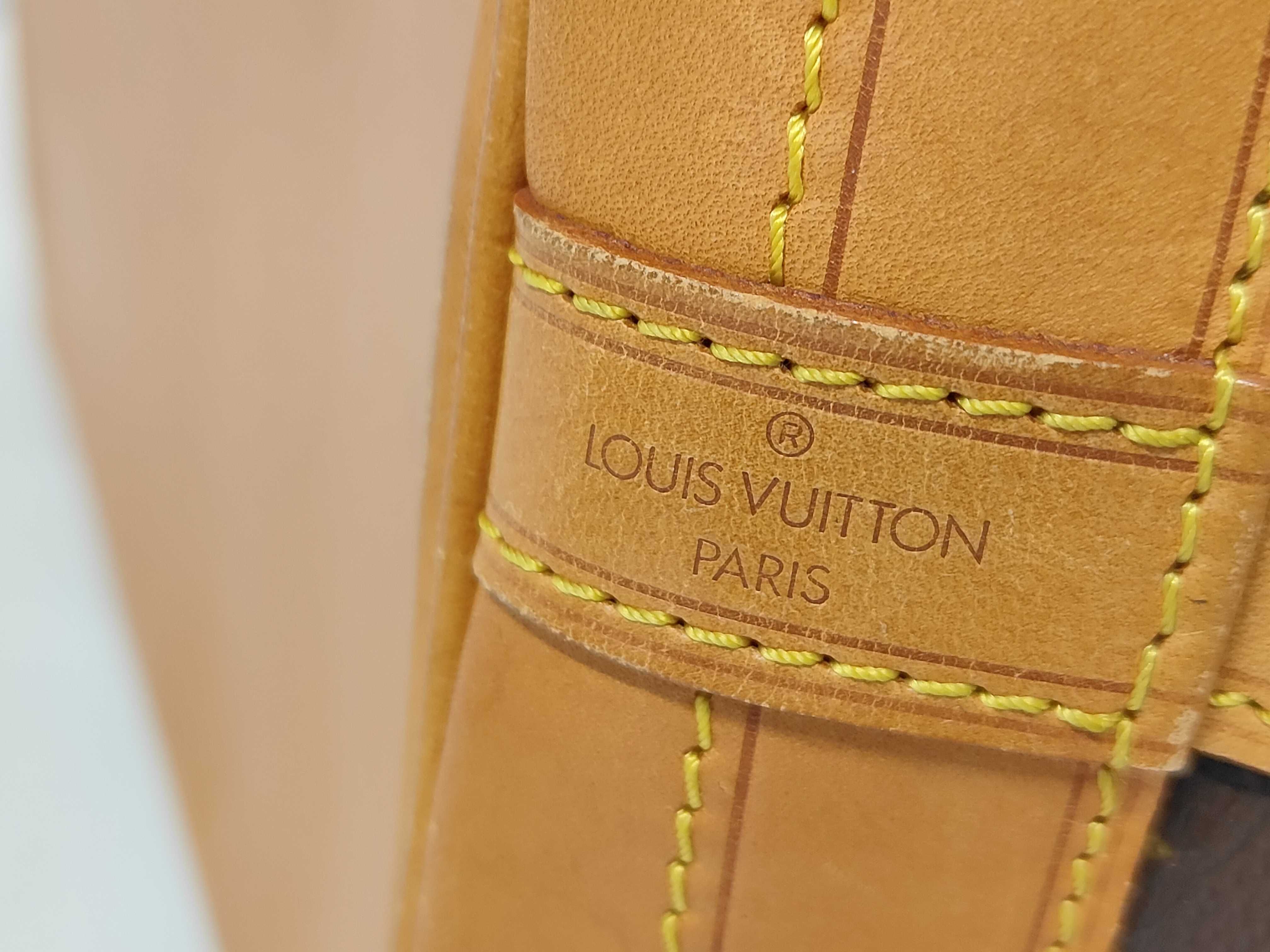 LV Noé Shoulder Bag — view 9