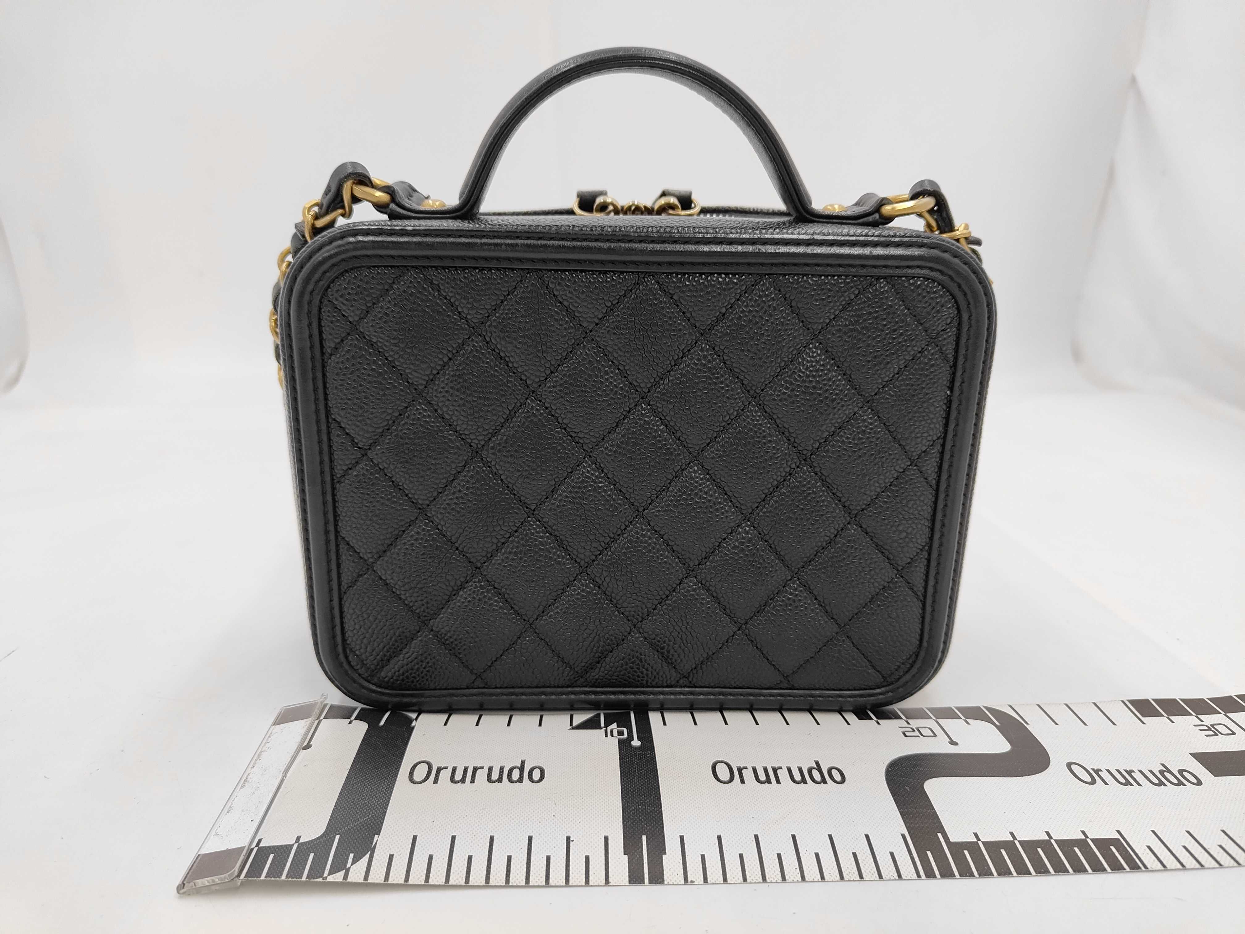 A93343 CC Filigree Vanity Caviar Skin Chain Shoulder Bag (Black) — view 2