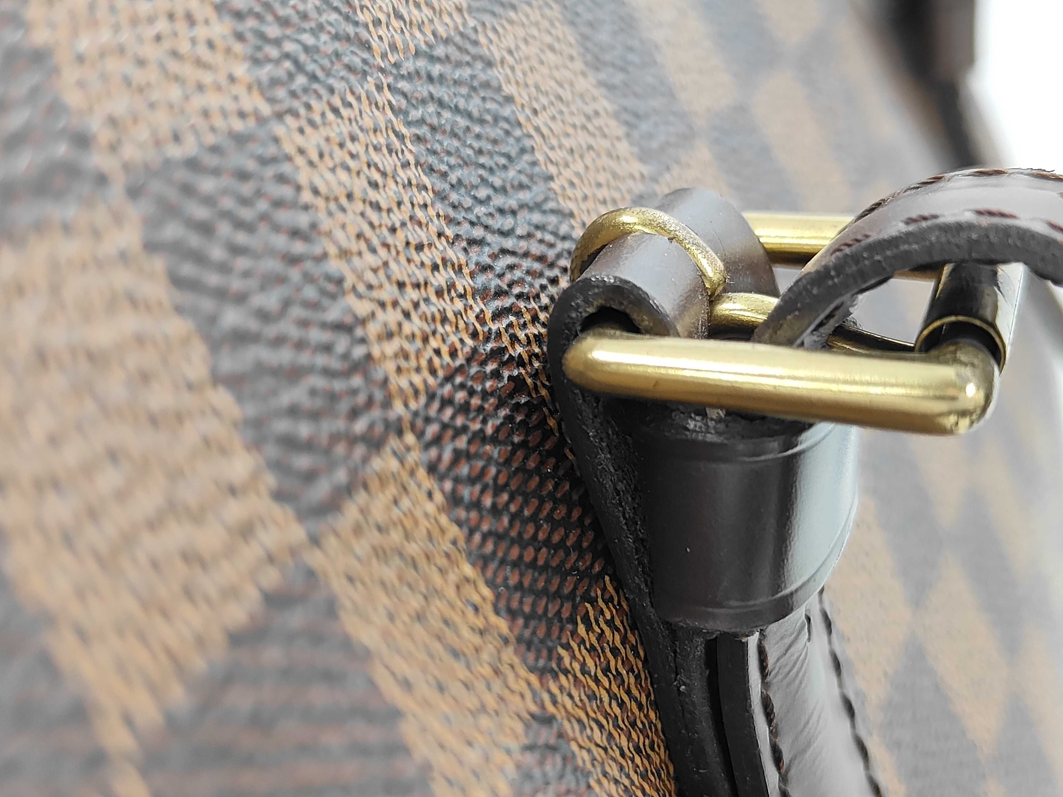 Damier LV Damier Chelsea Shoulder Bag — view 4