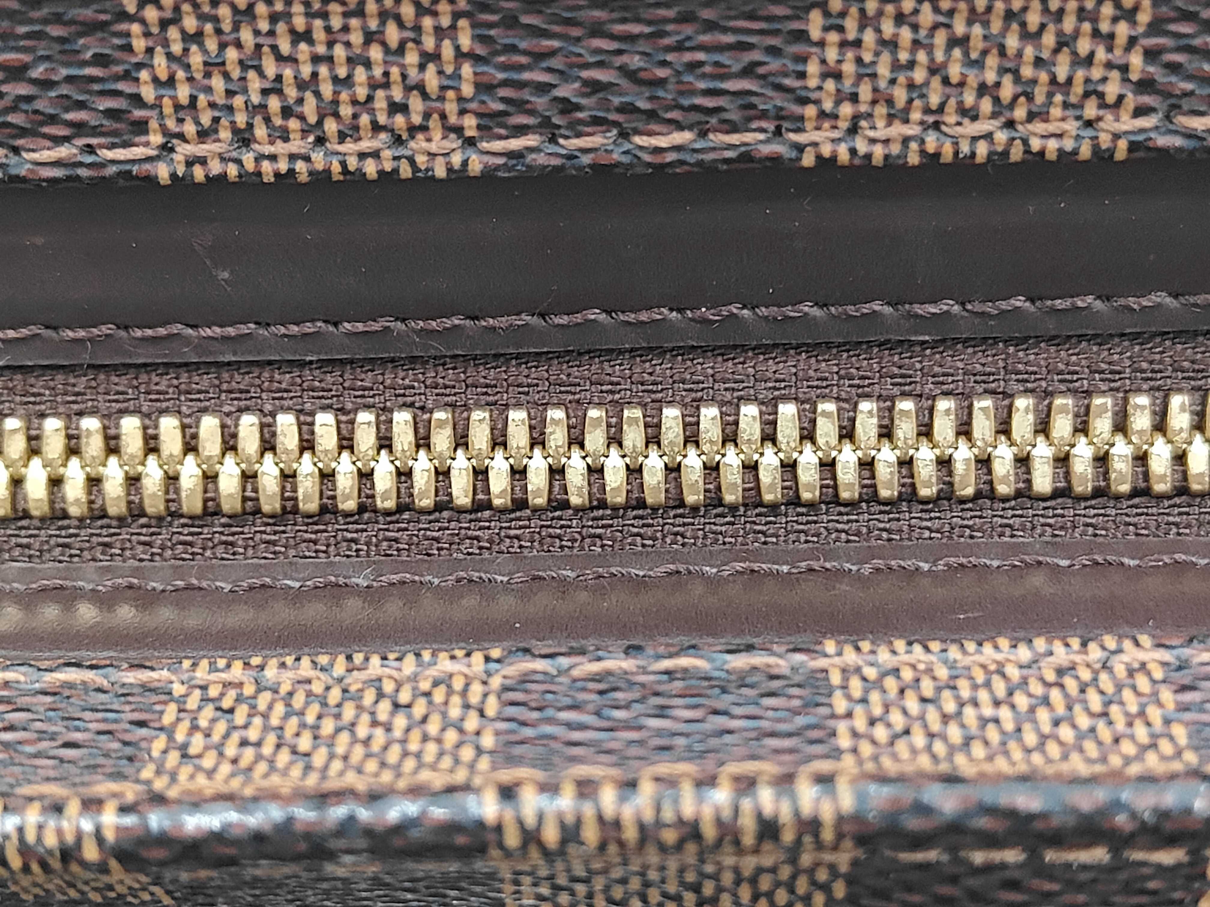 Damier LV Damier Chelsea Shoulder Bag — view 5
