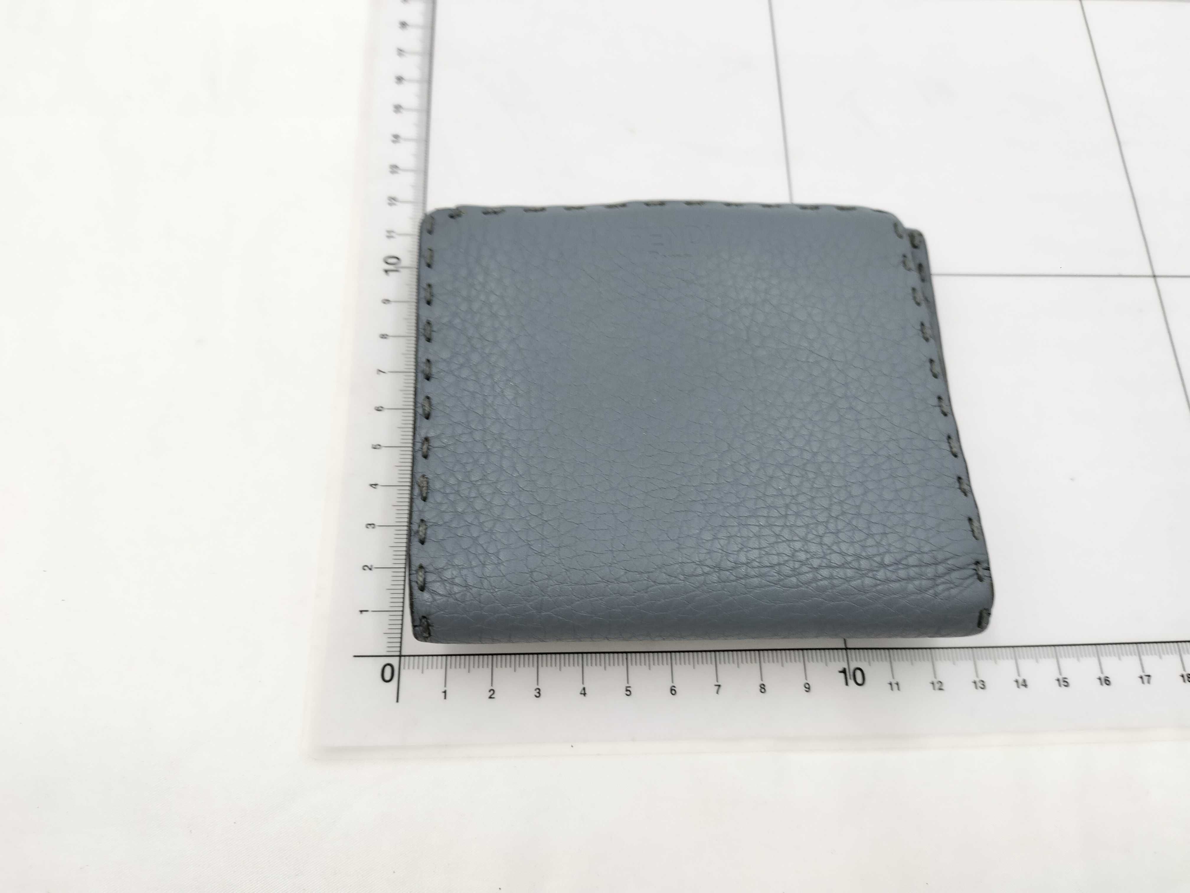 Turnlock Folding Wallet — view 2