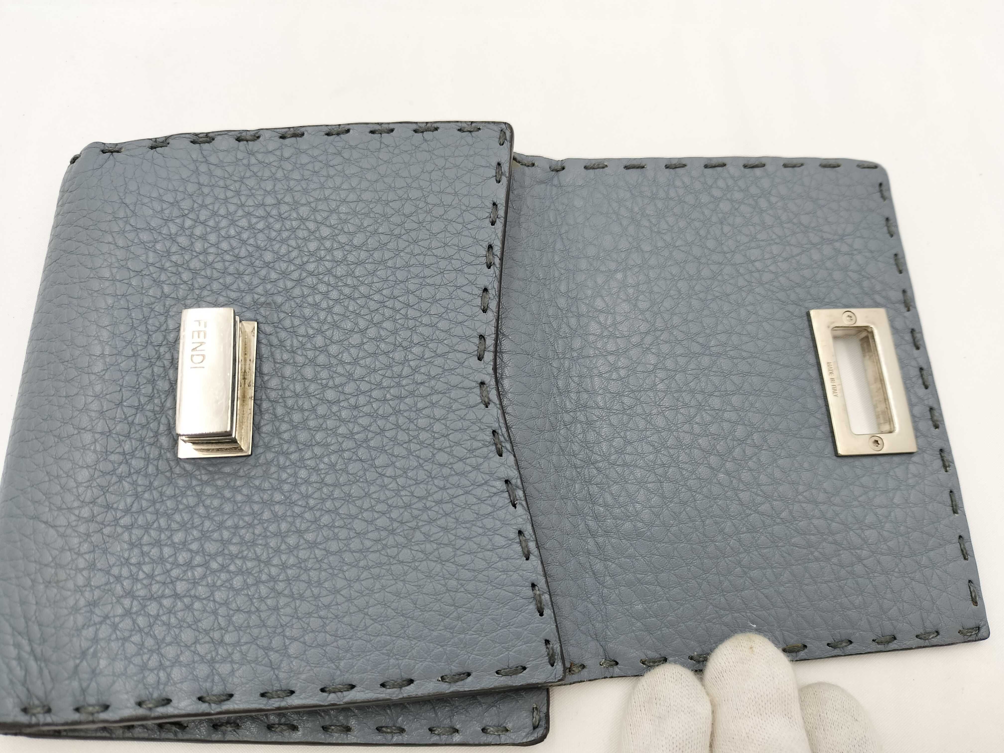 Turnlock Folding Wallet — view 6