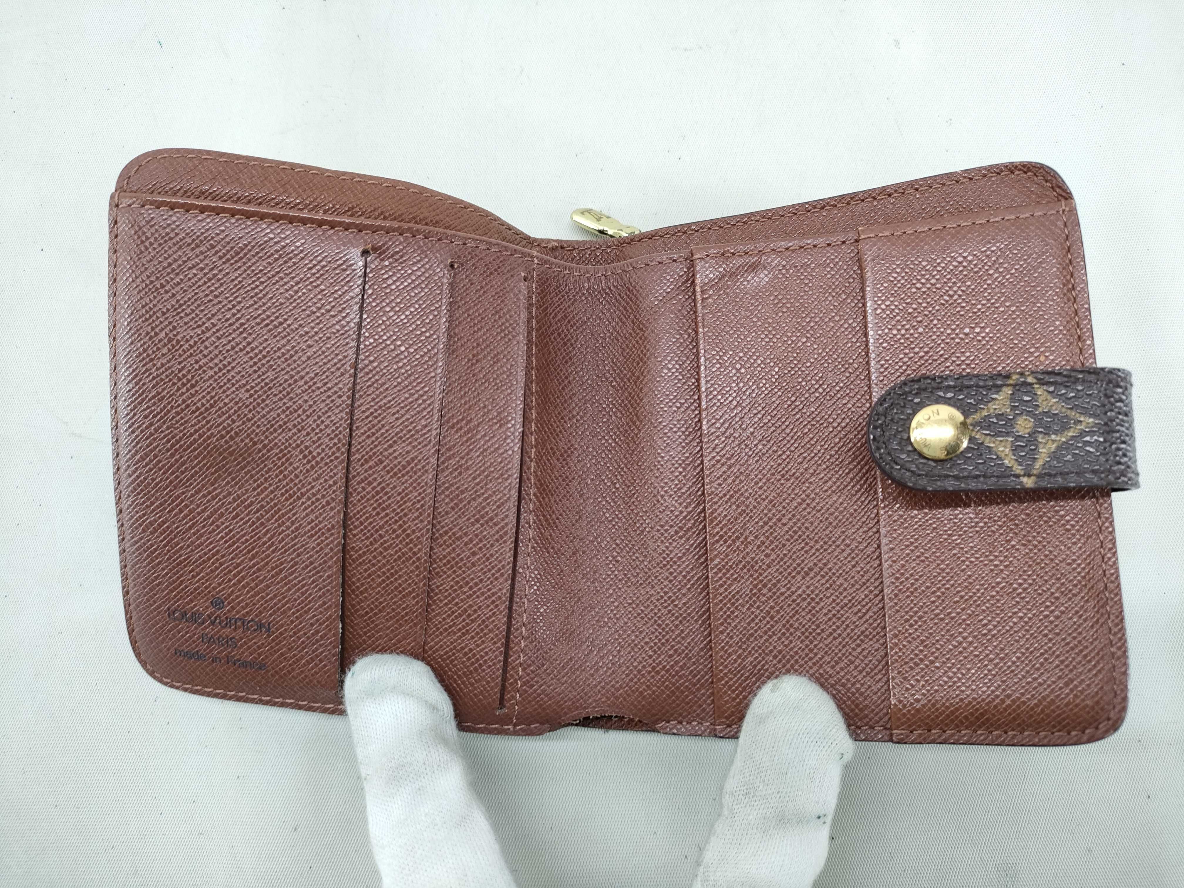 Monogram Louis Vuitton Monogram Compact Zip Bi-fold Wallet Brown M61667 MI1002 Wallet — view 9