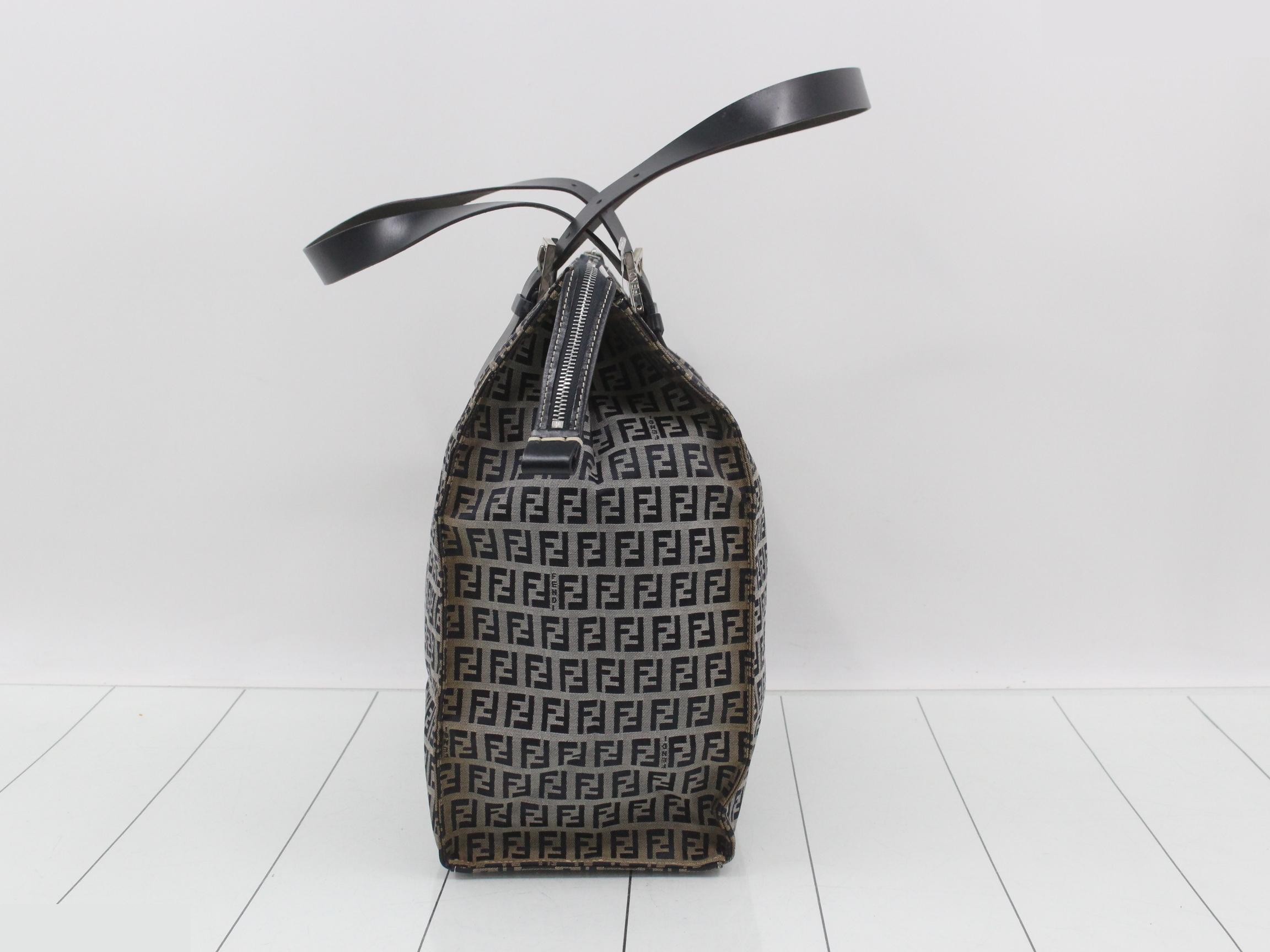 Zucchino Canvas Tote — view 3