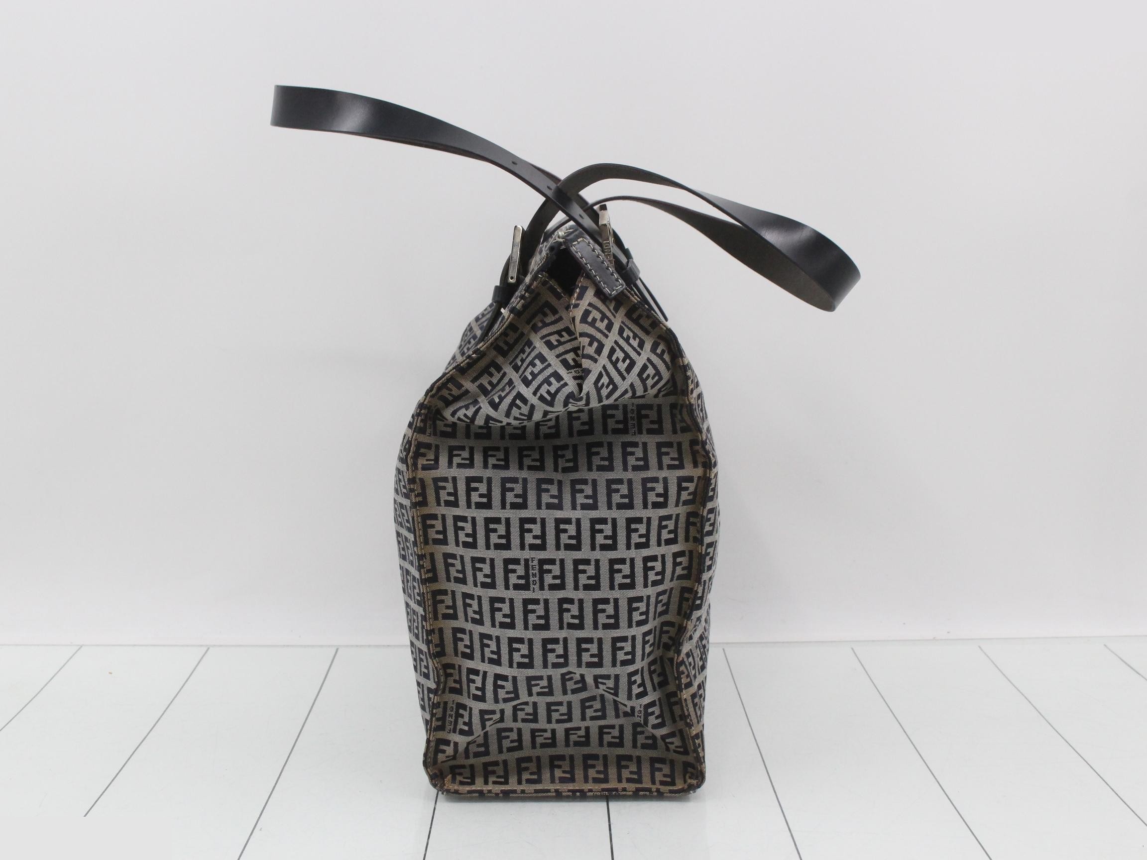 Zucchino Canvas Tote — view 4