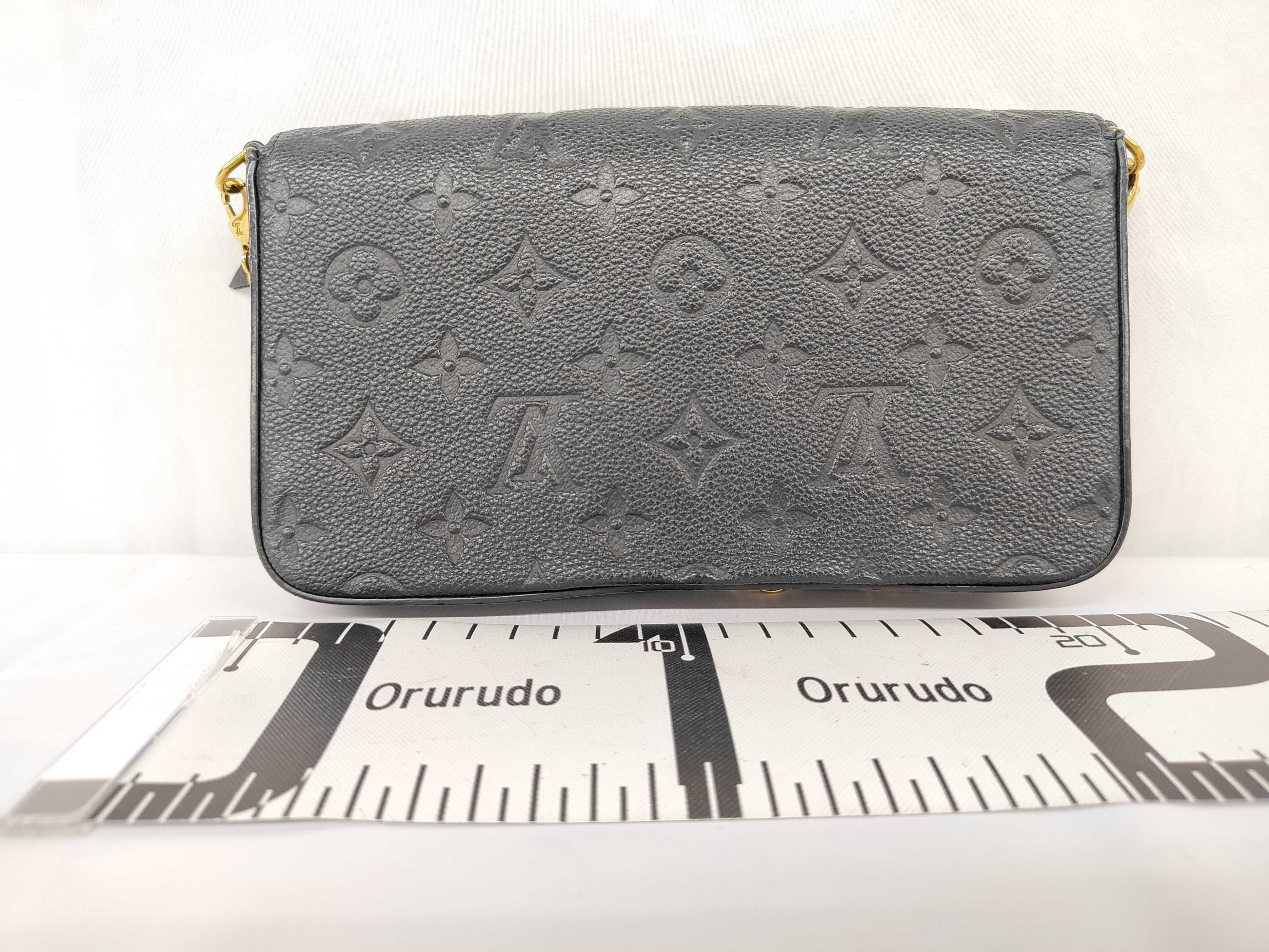 LV M64064 Empreinte Pochette Shoulder Bag — view 2