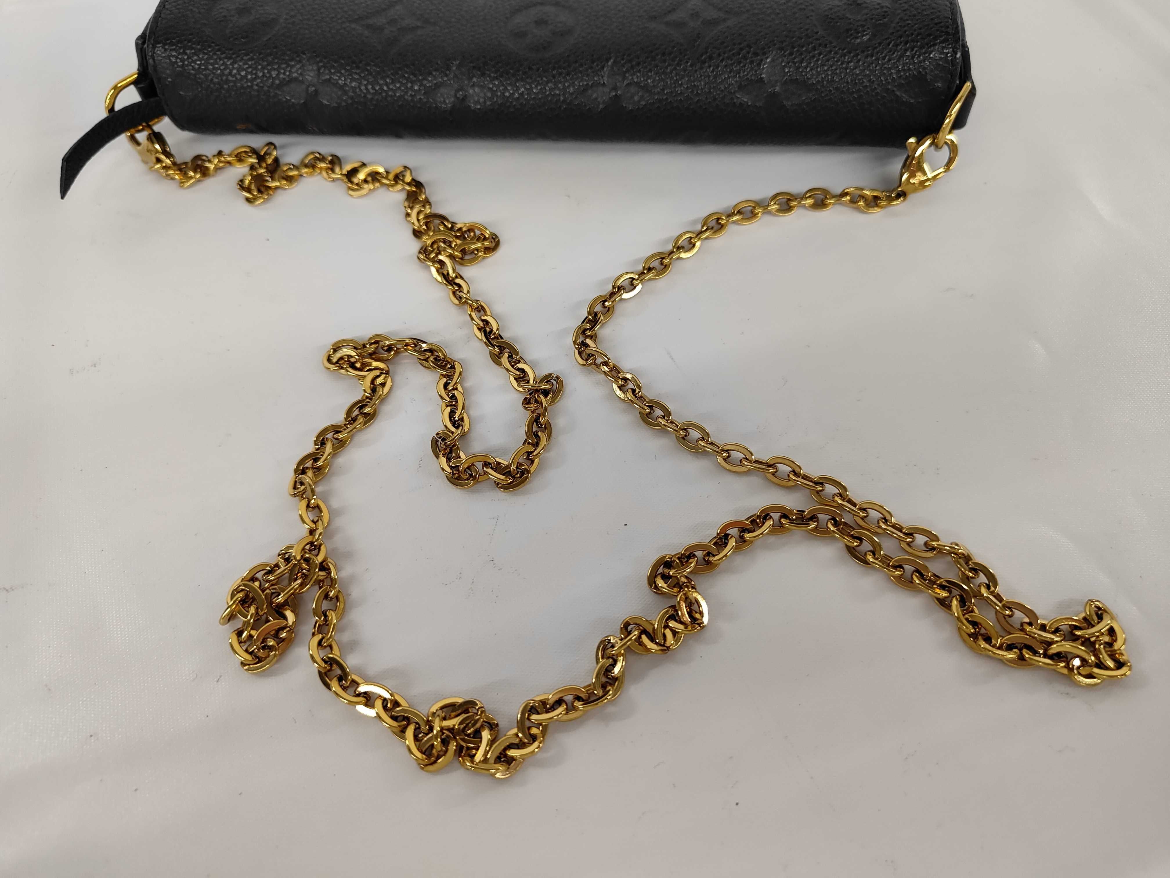 LV M64064 Empreinte Pochette Shoulder Bag — view 3