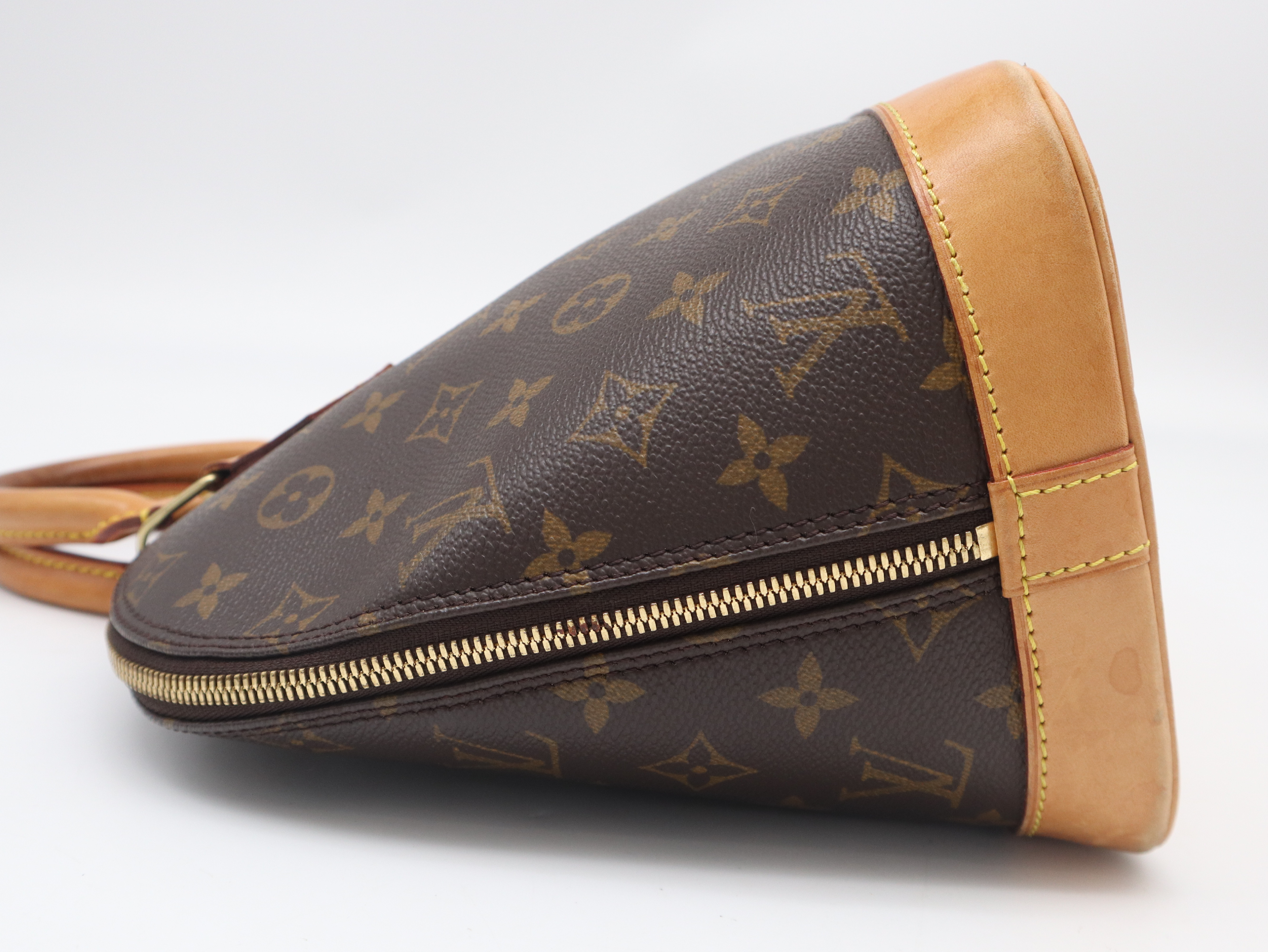 M51130 Monogram Alma (old model) handbag — view 3