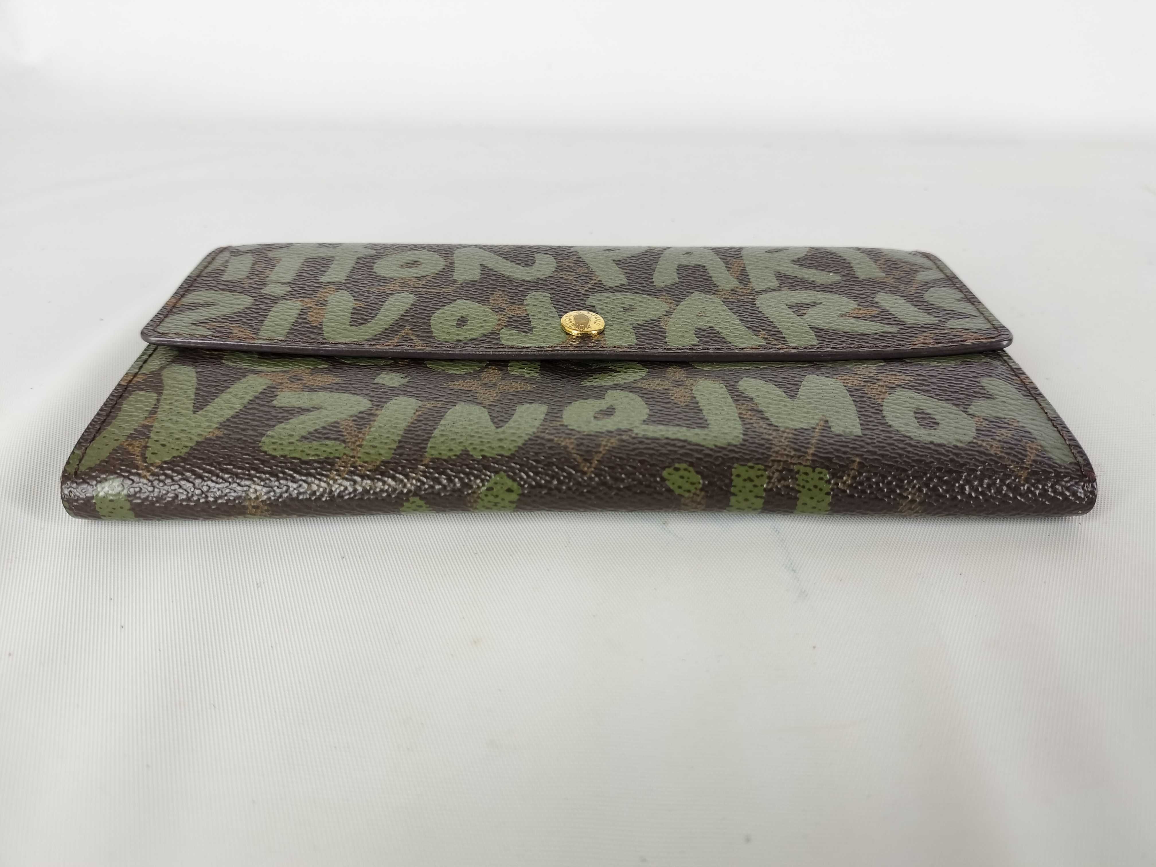 Monogram Graffiti Pochette Portemonnaie Credit M92188 Wallet — view 5