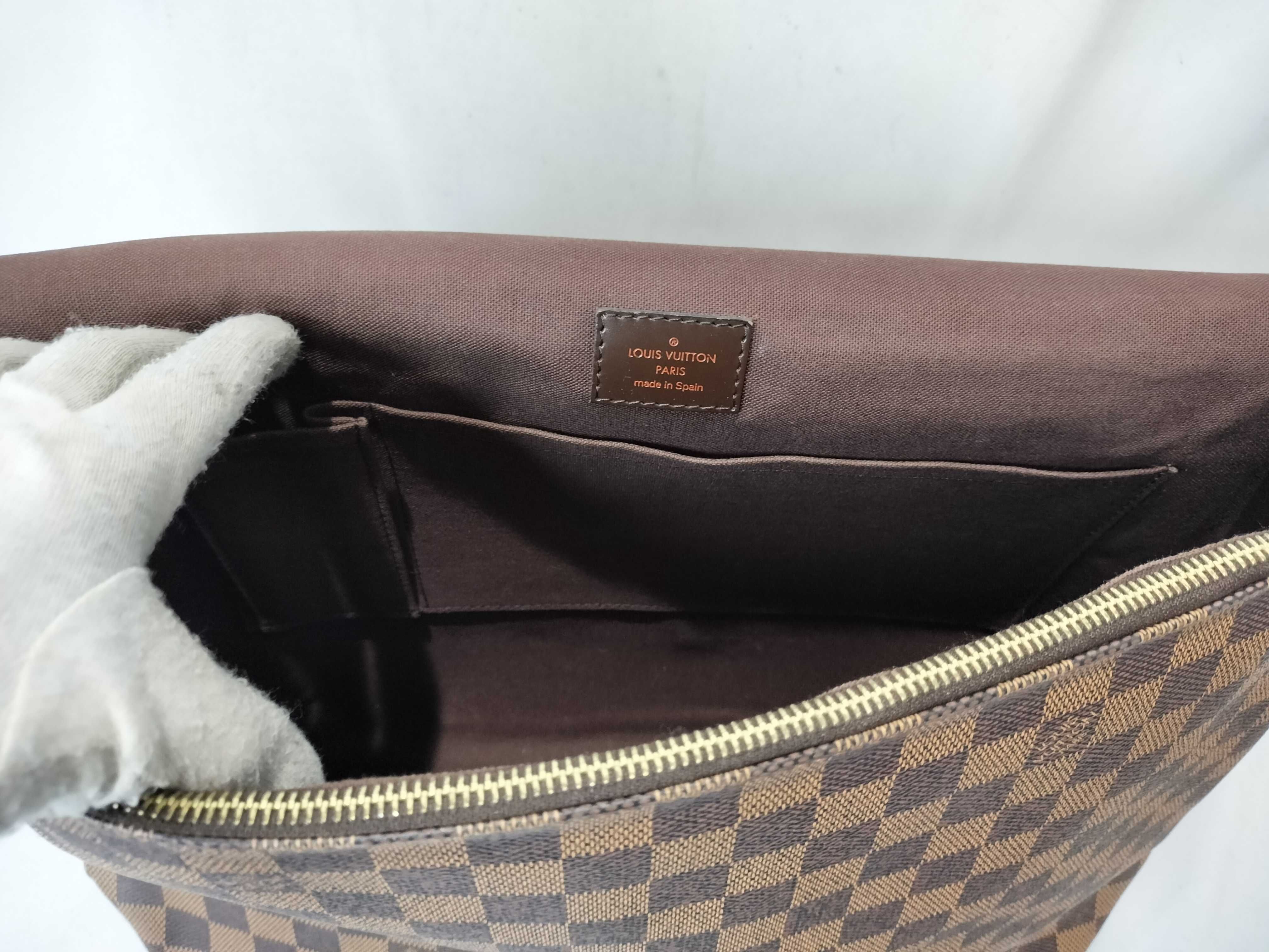 Damier N51211 Brooklyn MM Shoulder Bag — view 10