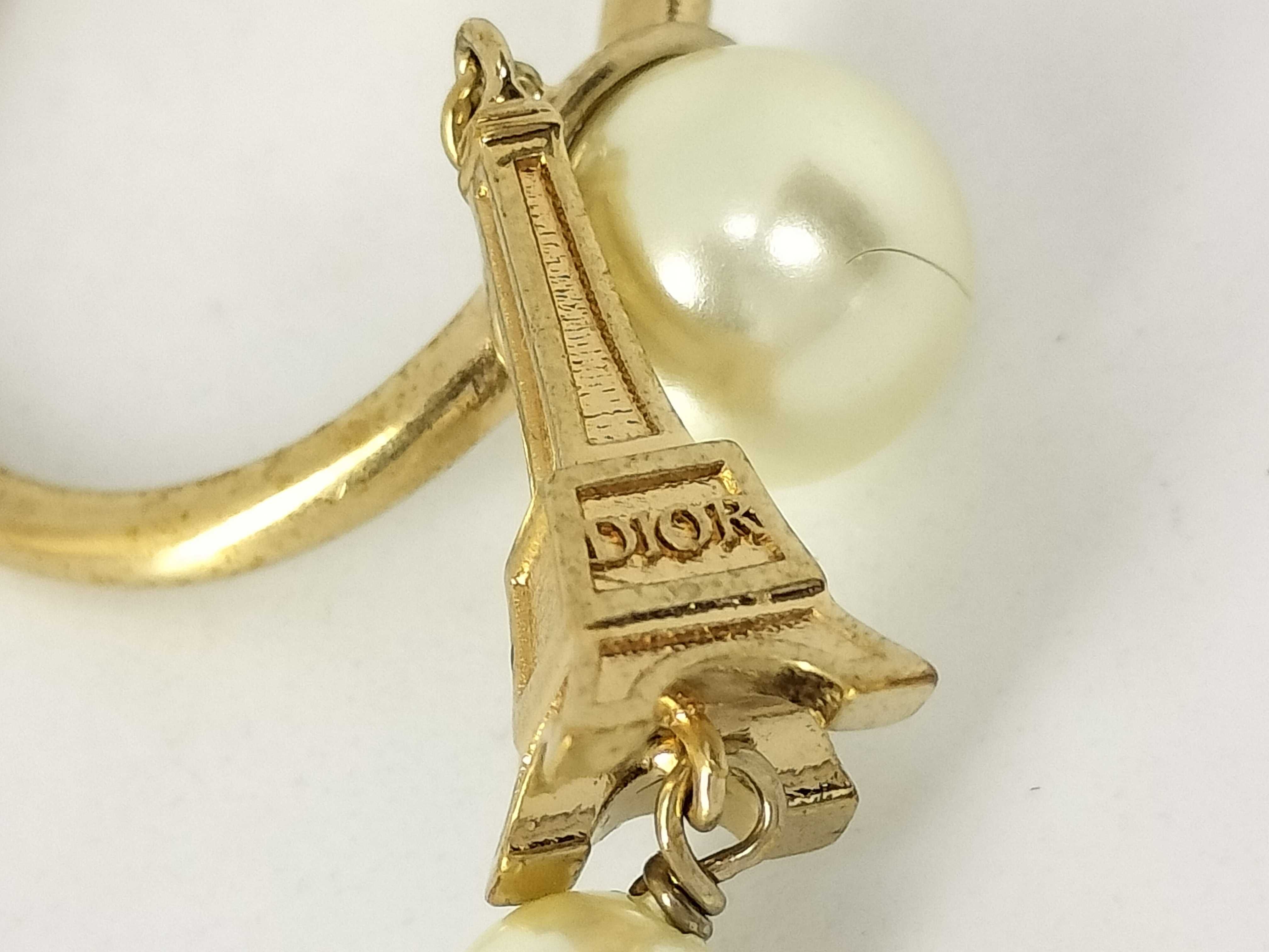 Resin Pearl Eiffel Tower Ring — view 3