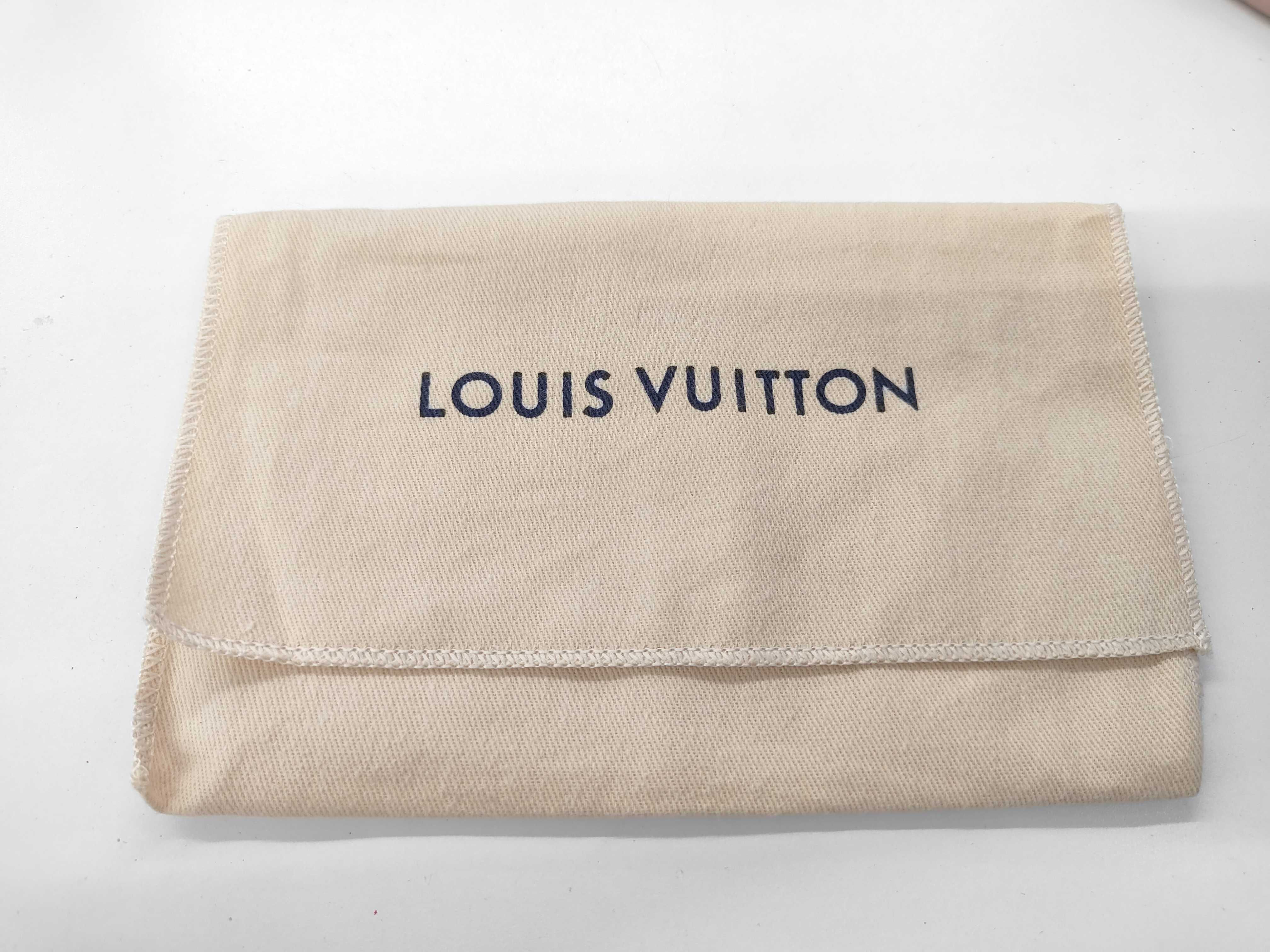 Portefeuille Capucines Compact Capucines M62156 Wallet — view 11