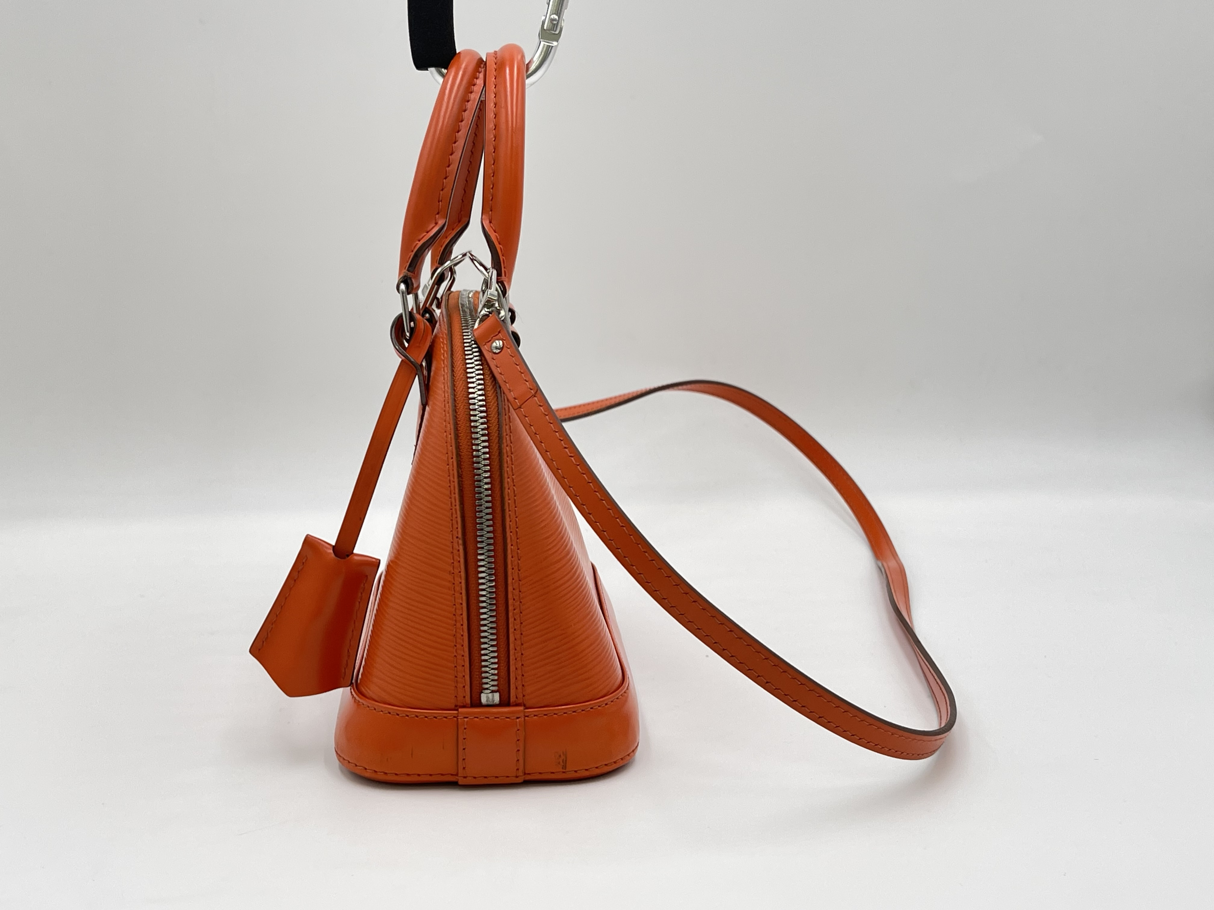 Epi Alma BB M40854 FL4182 Handbag — view 4