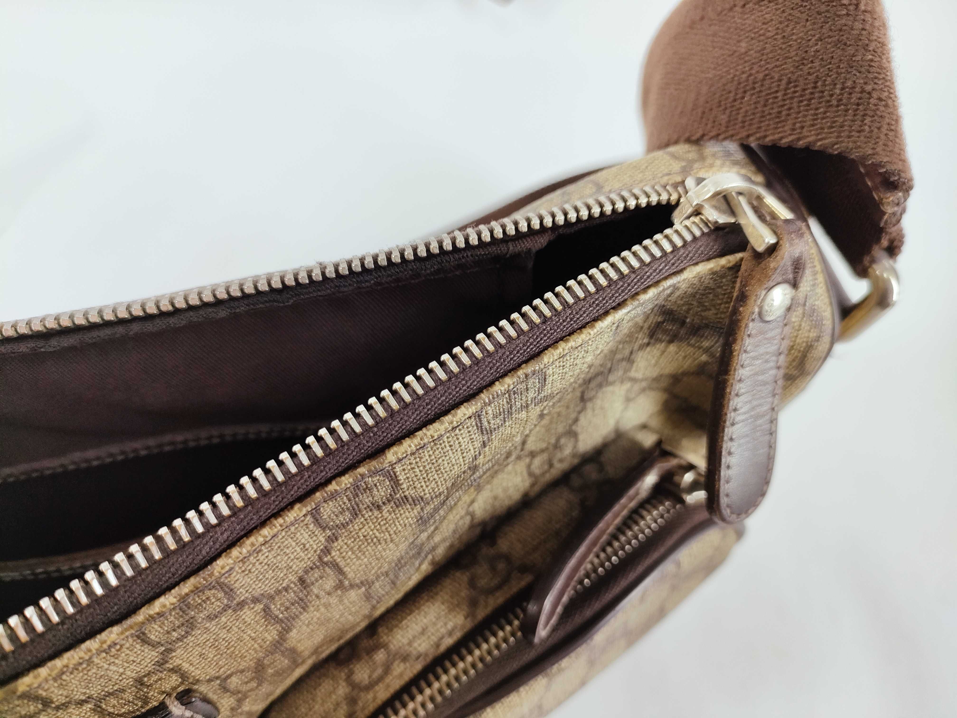 GG Canvas Shoulder Bag, Brown — view 12