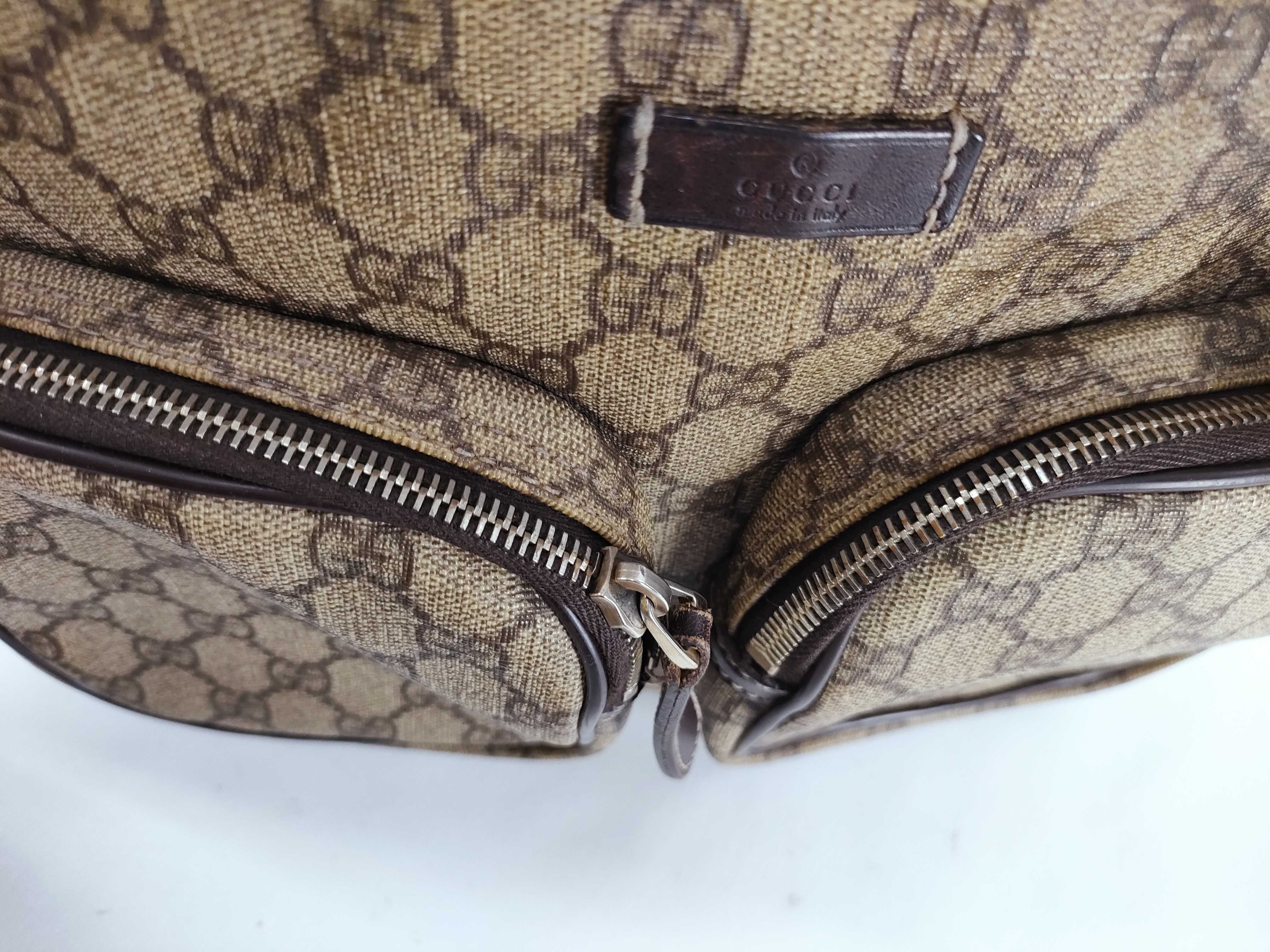 GG Canvas Shoulder Bag, Brown — view 13