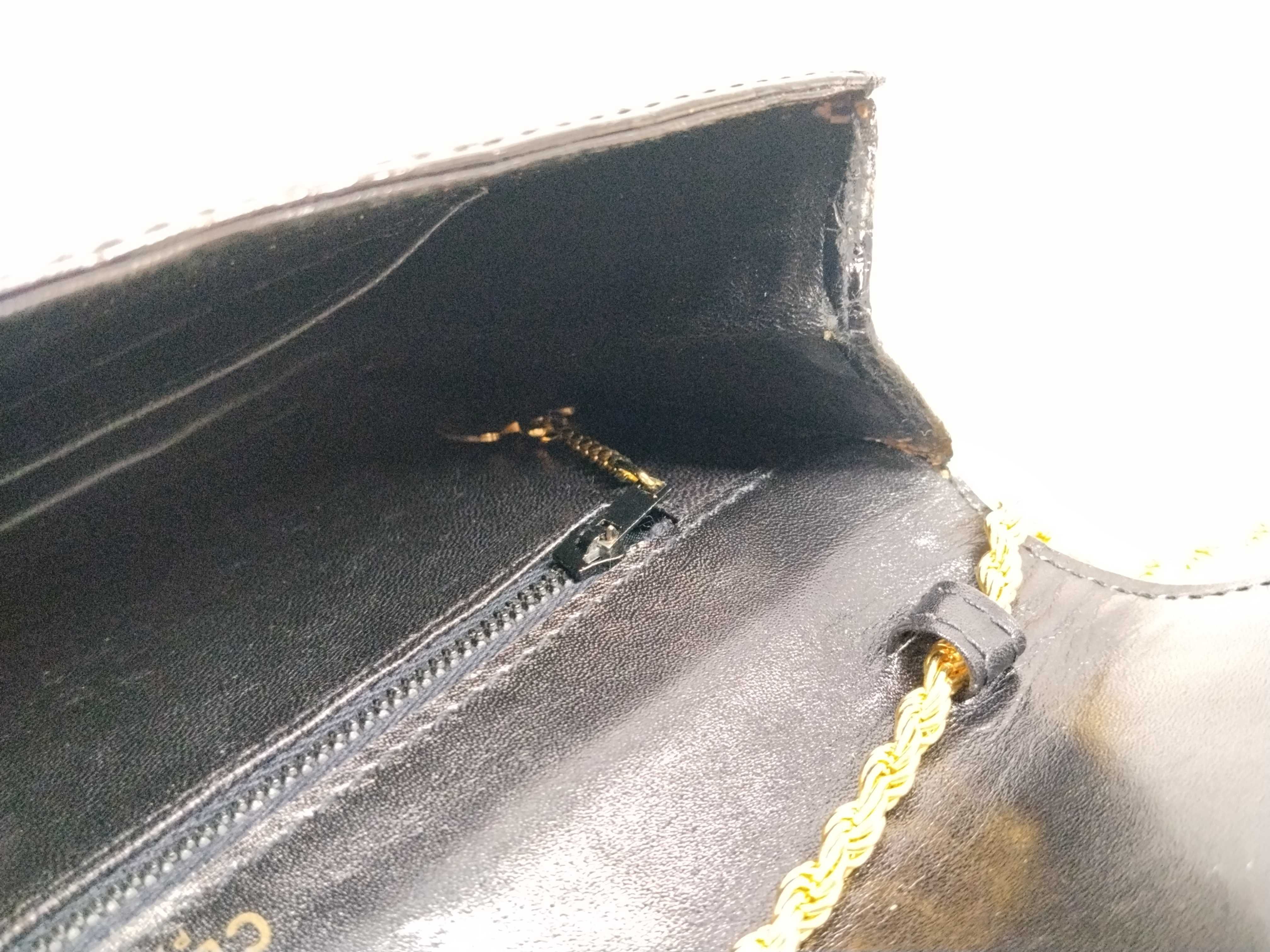Vintage Shoulder Chain Shoulder Bag — view 13