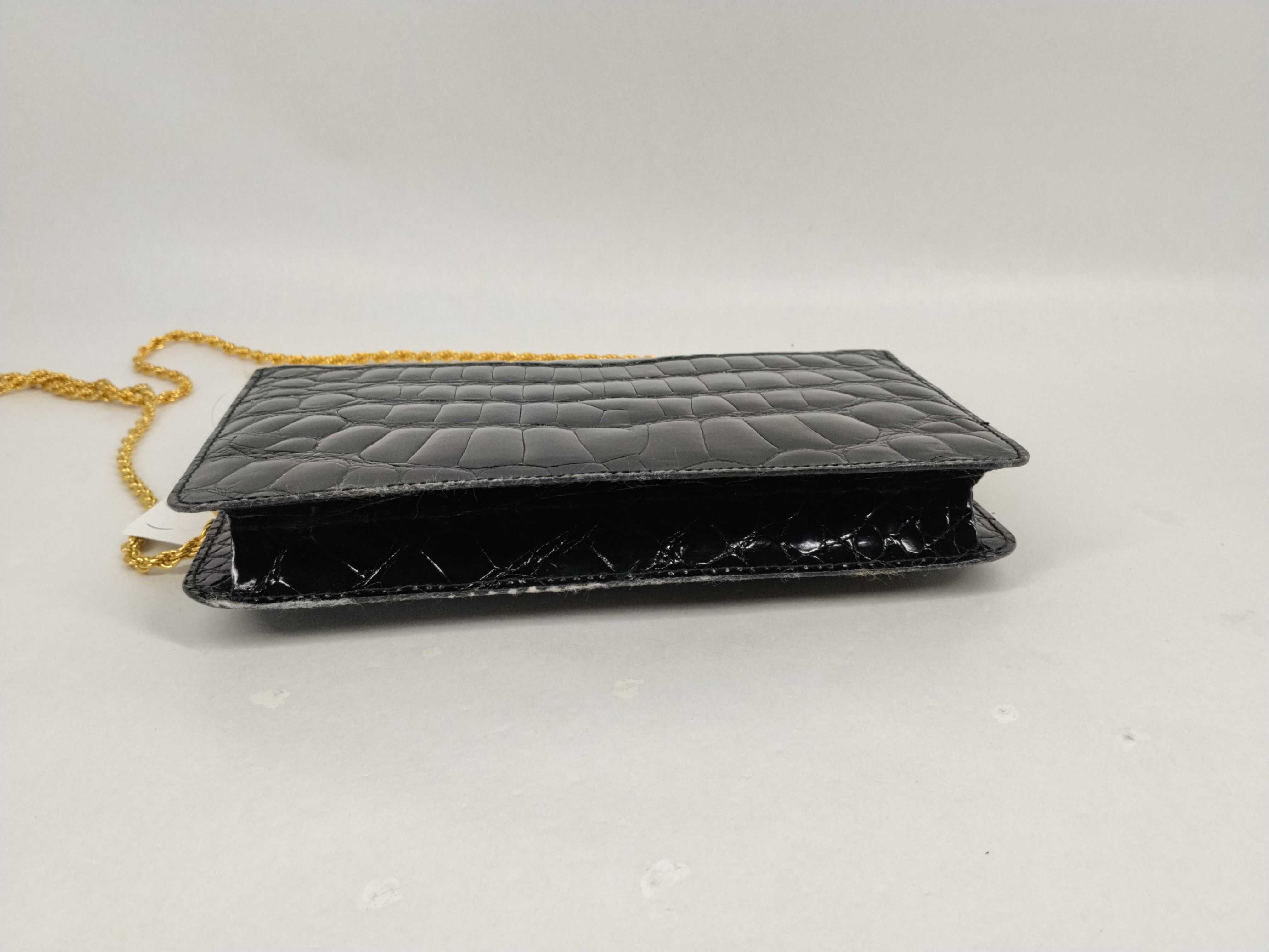 Vintage Shoulder Chain Shoulder Bag — view 3