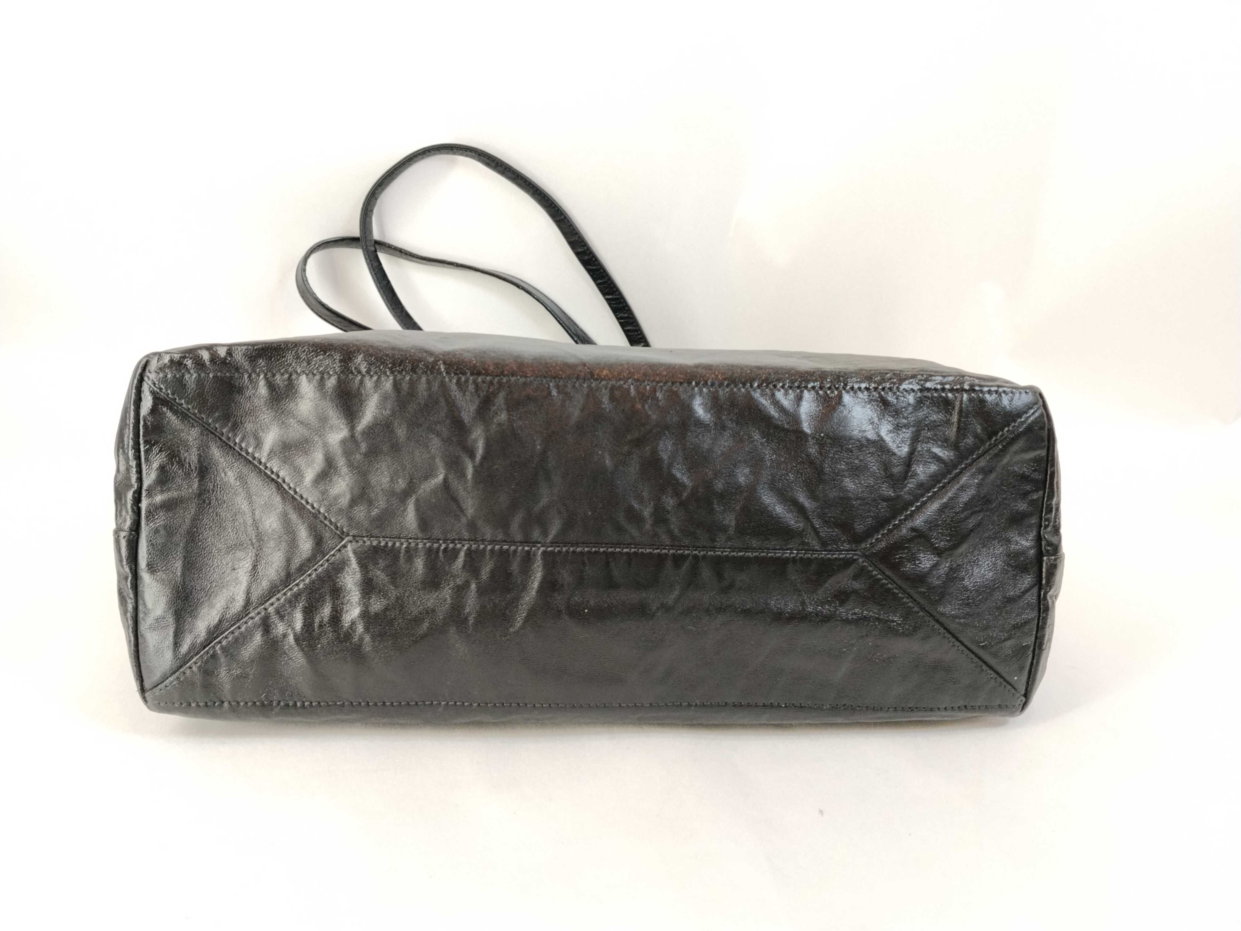 Reversible Antique Nappa Leather Tote Bag — view 7
