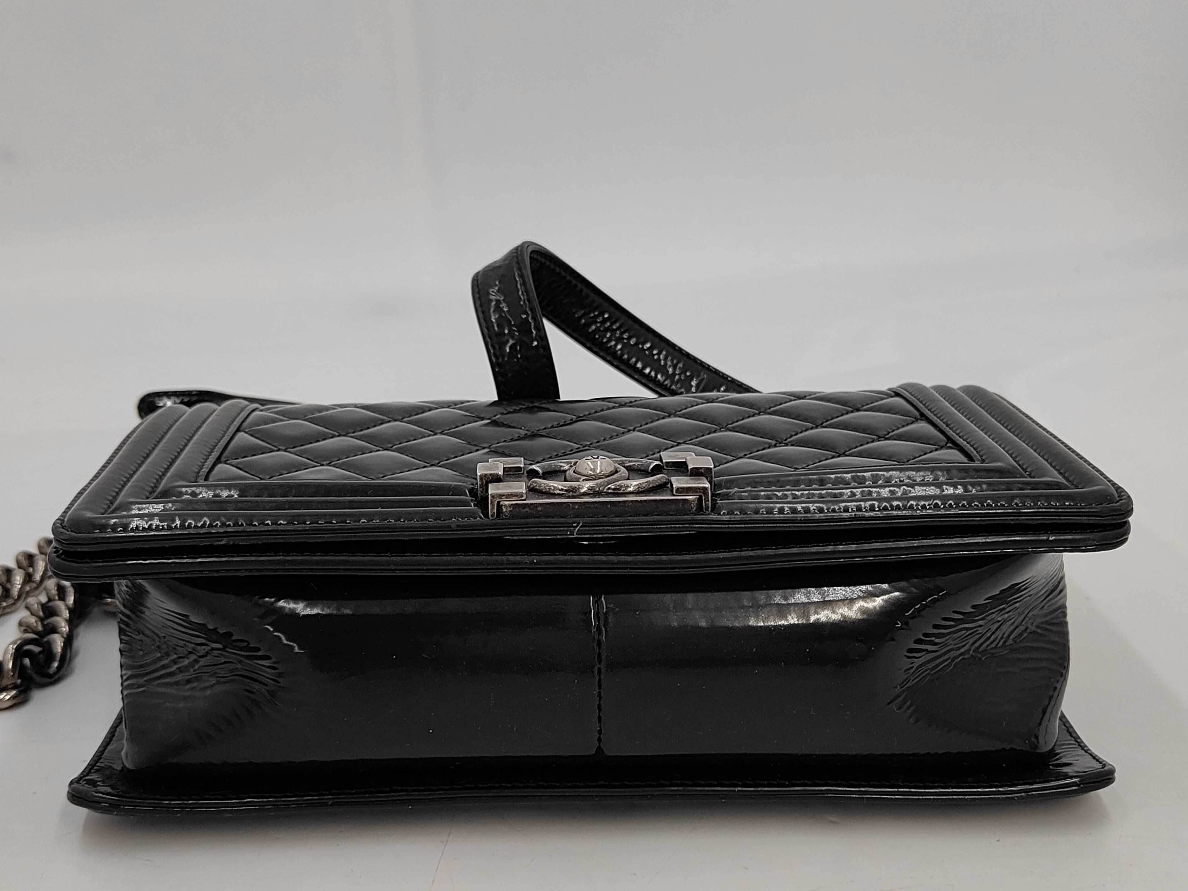 Boy Chanel Chain Shoulder Bag — view 5