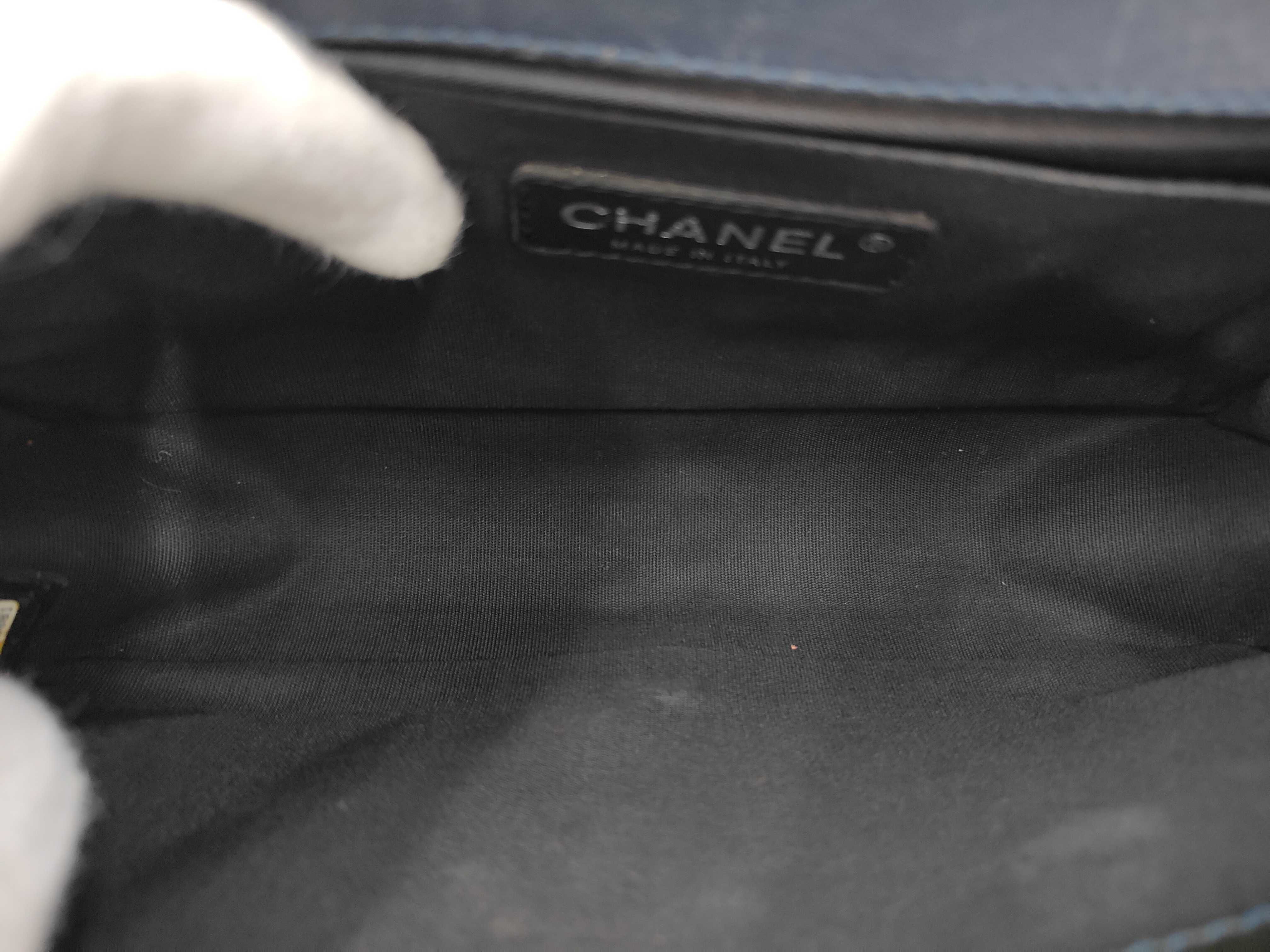Boy Chanel Chain Shoulder Bag — view 8