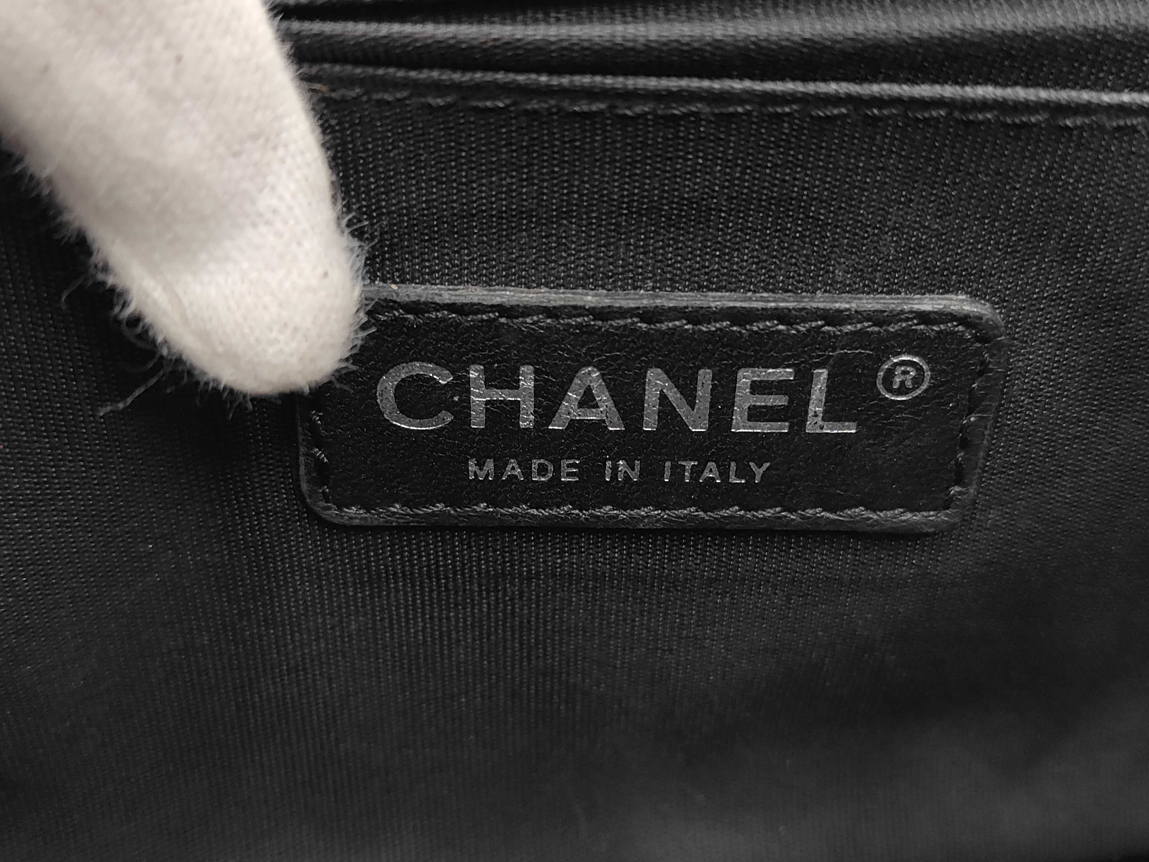 Boy Chanel Chain Shoulder Bag — view 9