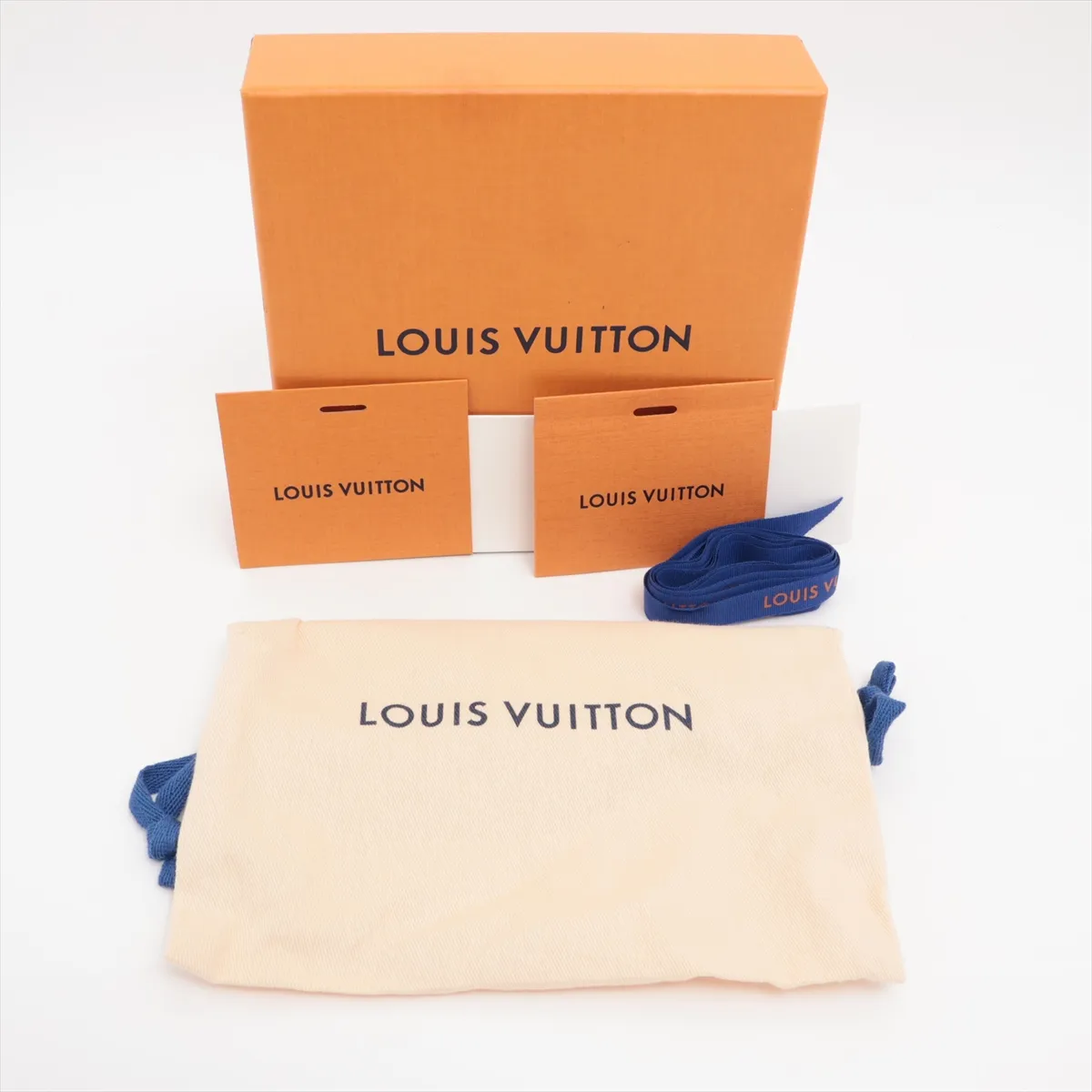 Pretty LV20MM Reversible Belt BC4284, Belt 75, PVC x Leather, Black x Brown, — view 6