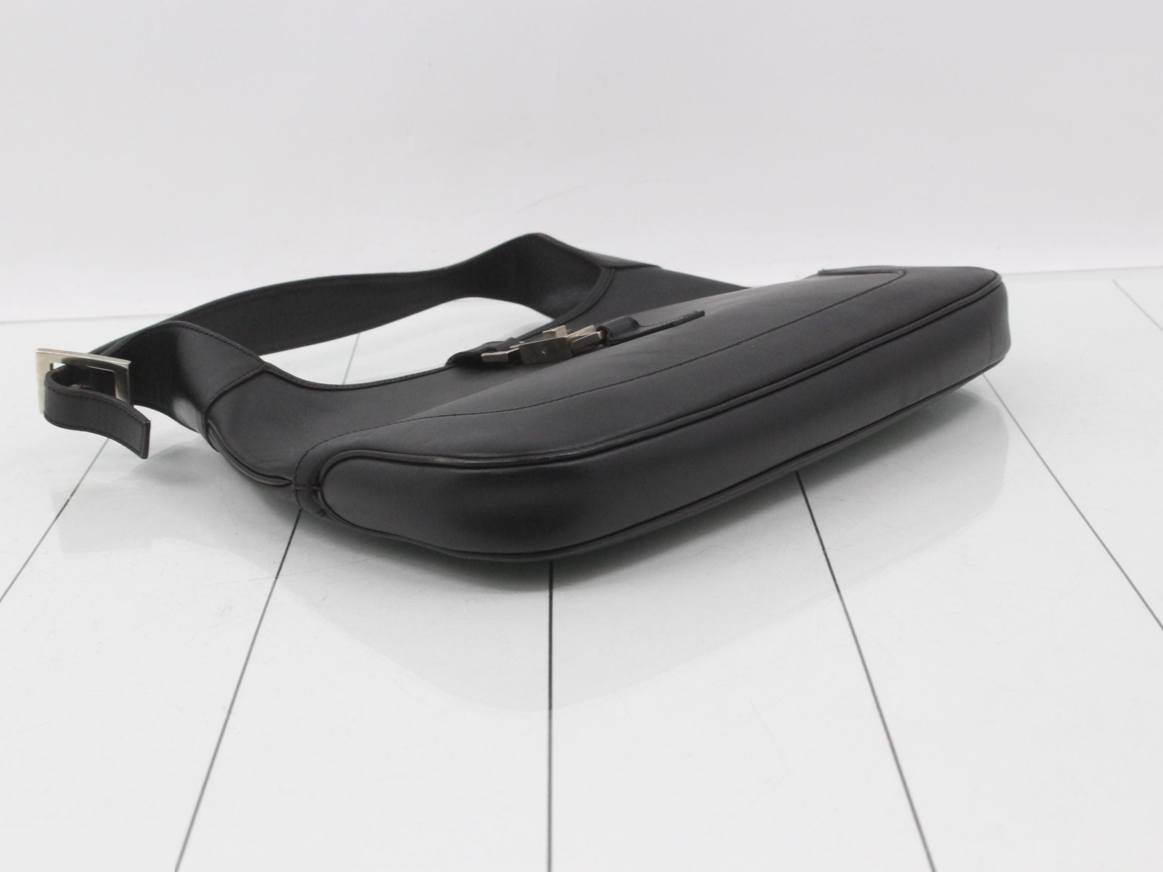 One-shoulder bag, leather, black — view 5