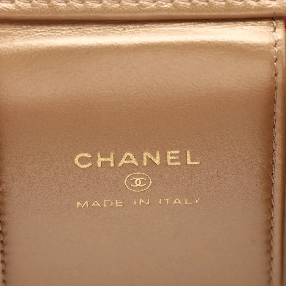 Matelassé Lambskin Chain Shoulder Bag Vanity Case Pink Gold Hardware 32038151 Serial Number 32 — view 7