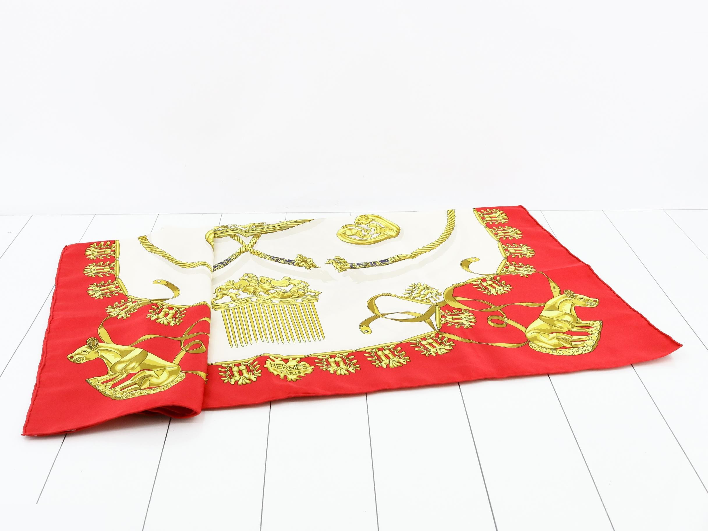 Carre 90 Scarf — view 3