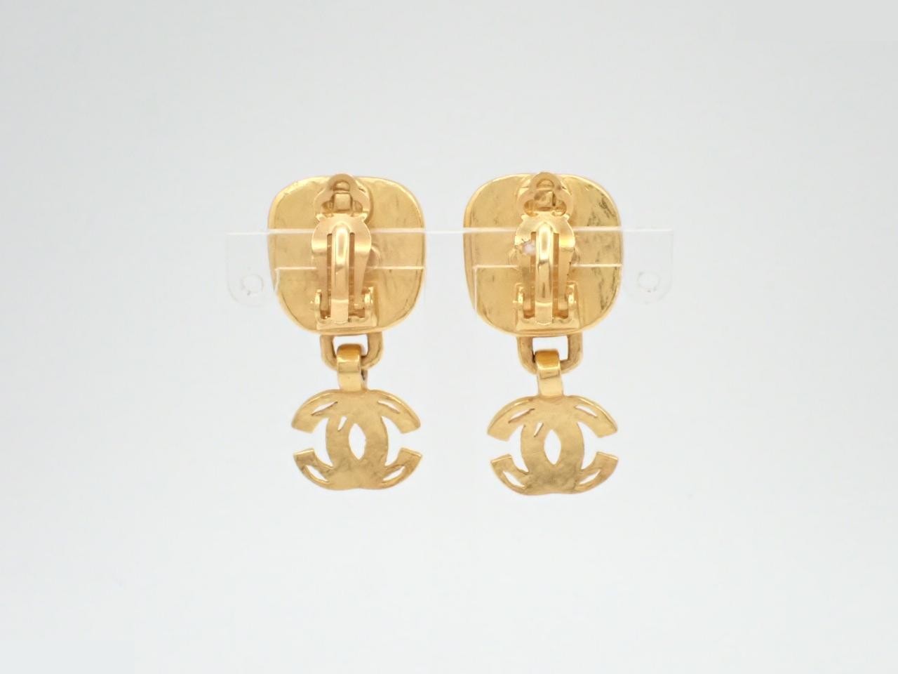 Gold Earrings 97A — view 2