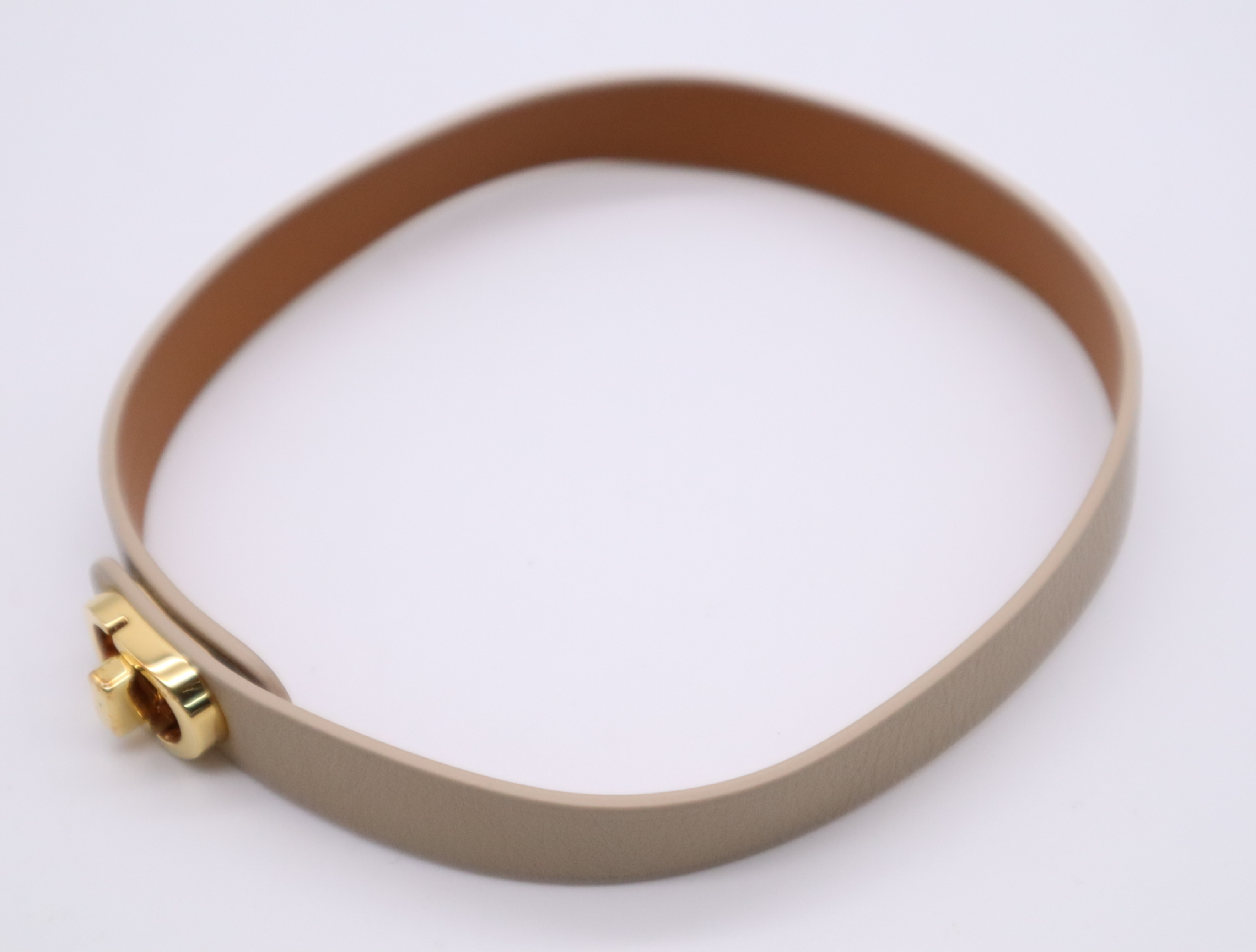 Leather 30 Montaigne Beige Gold Hardware Bracelet/Bangle