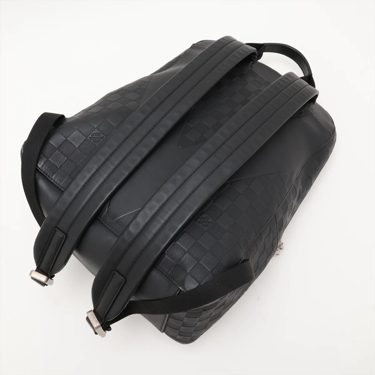 Damier Infini Avenue Backpack N41043 CA0197 Black — view 5