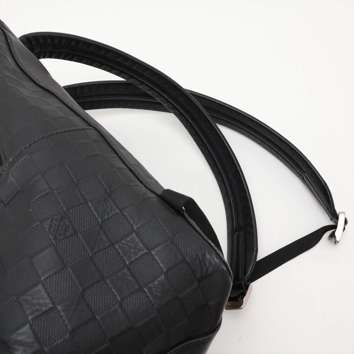 Damier Infini Avenue Backpack N41043 CA0197 Black — view 6