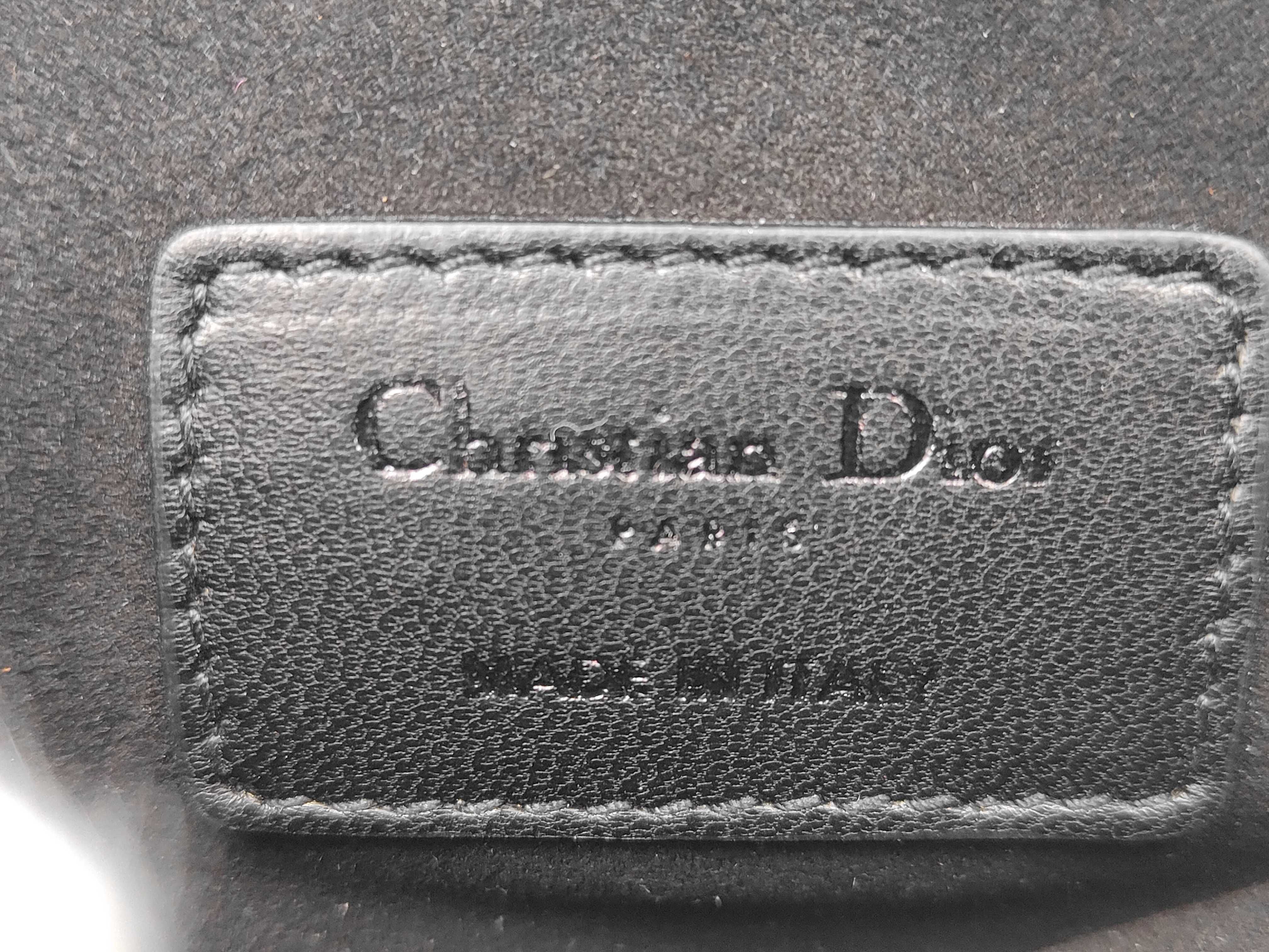 Saddlebag (handbag) - IC chip detected. — view 10