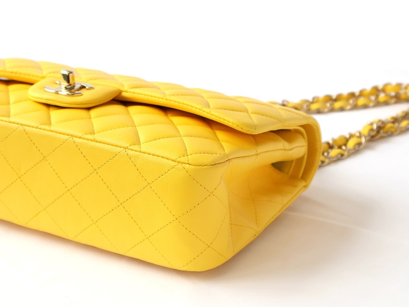 Matelassé 25 Lambskin Double Flap Double Chain Shoulder Bag, Yellow — view 4