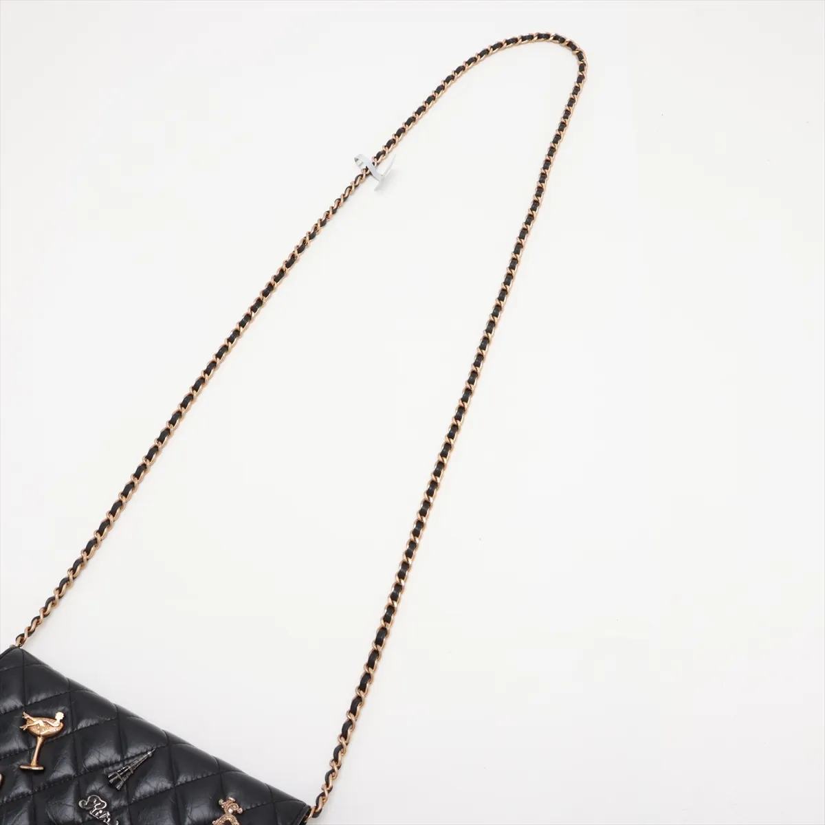 Matelassé Vintage Calf Chain Wallet 2.55 Black Gold Hardware 24602951 (Serial Number 24) — view 5