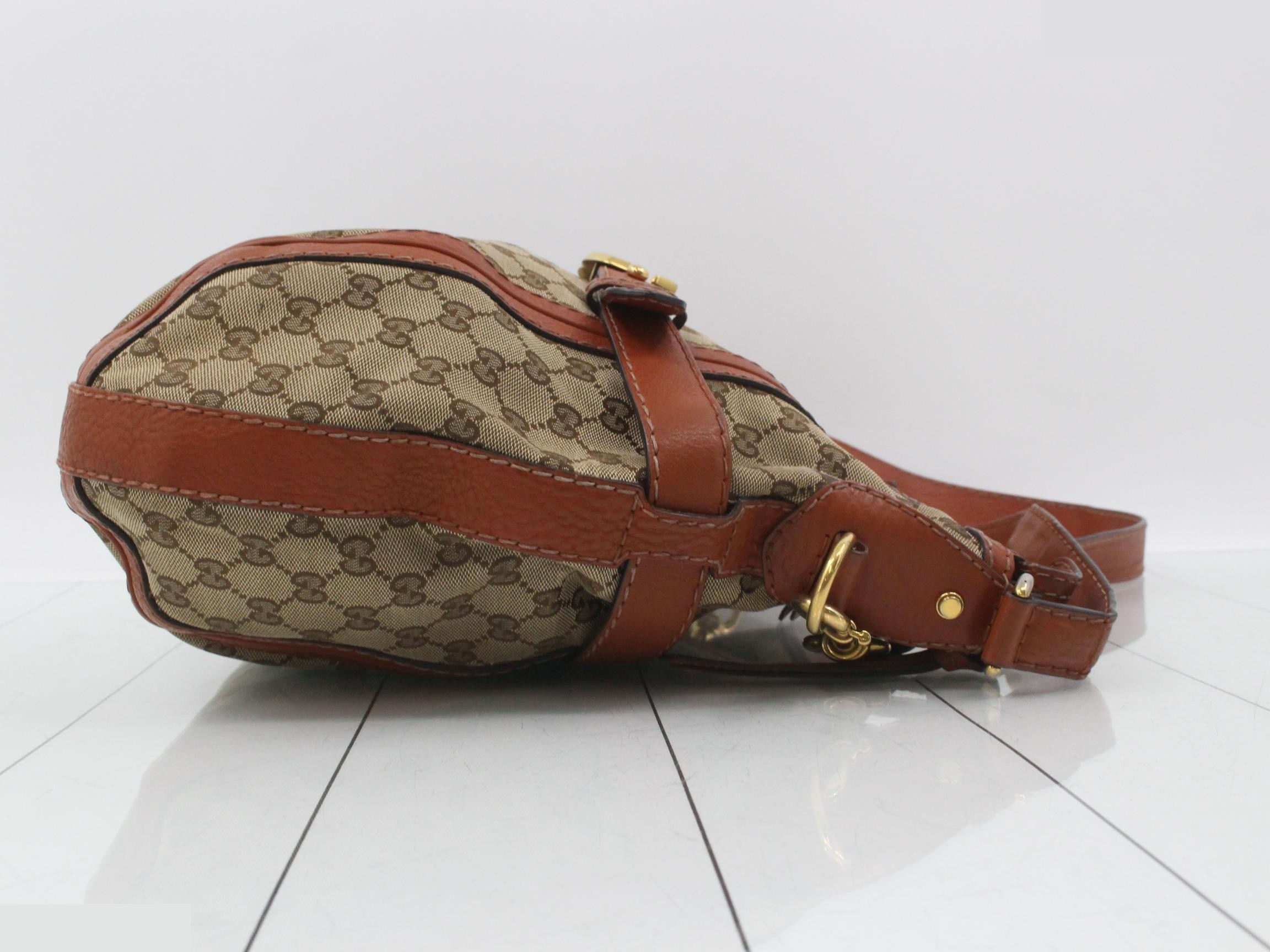 GG Canvas GG Running Shoulder Bag — view 3