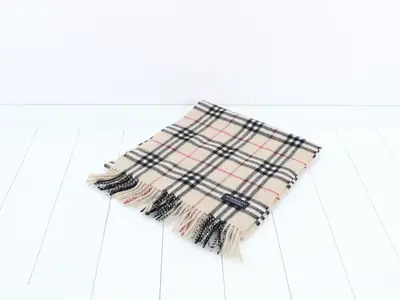 London / Fringe Scarf / Nova Check