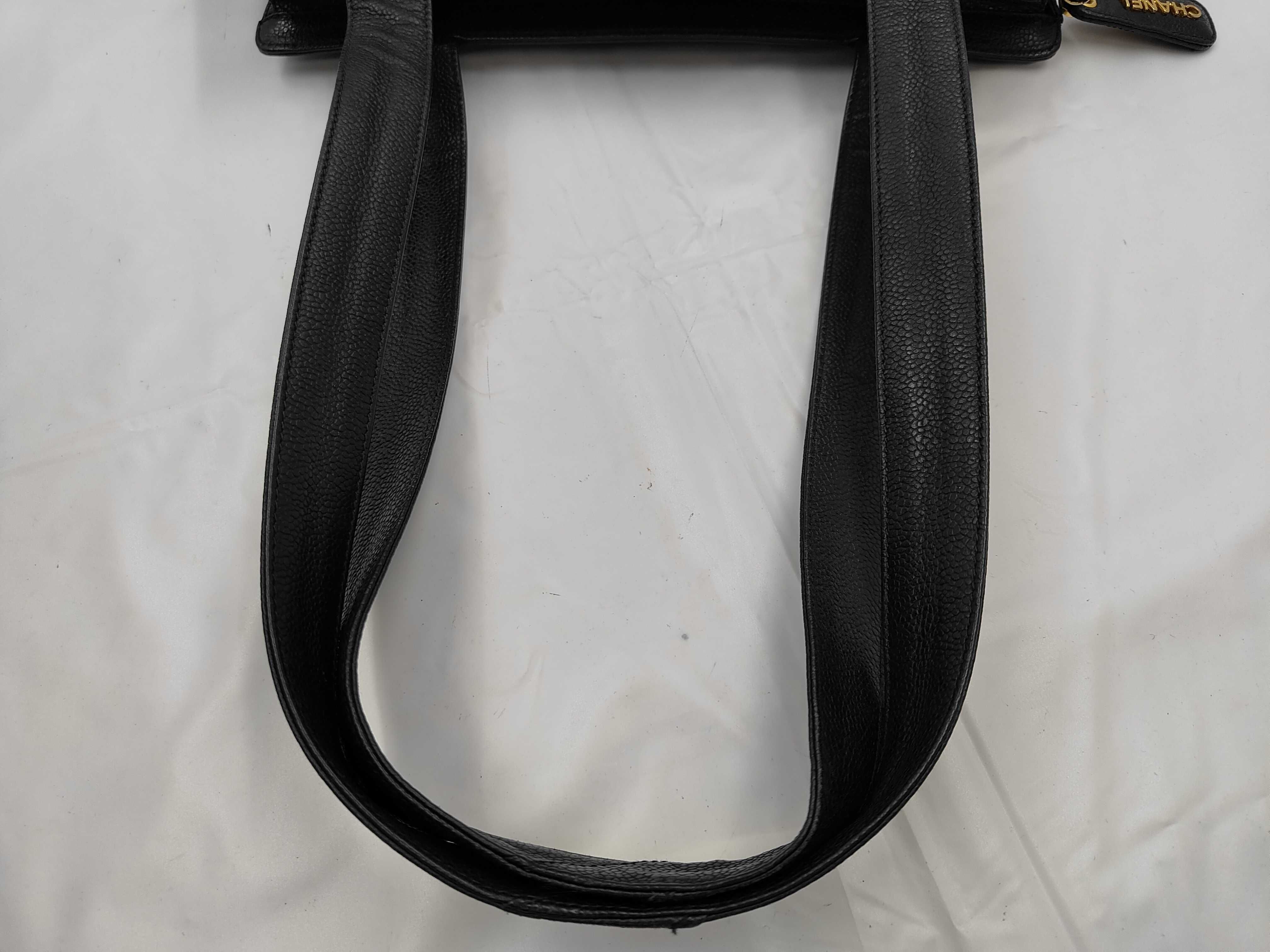 Caviar Skin Coco Mark Tote Bag — view 3