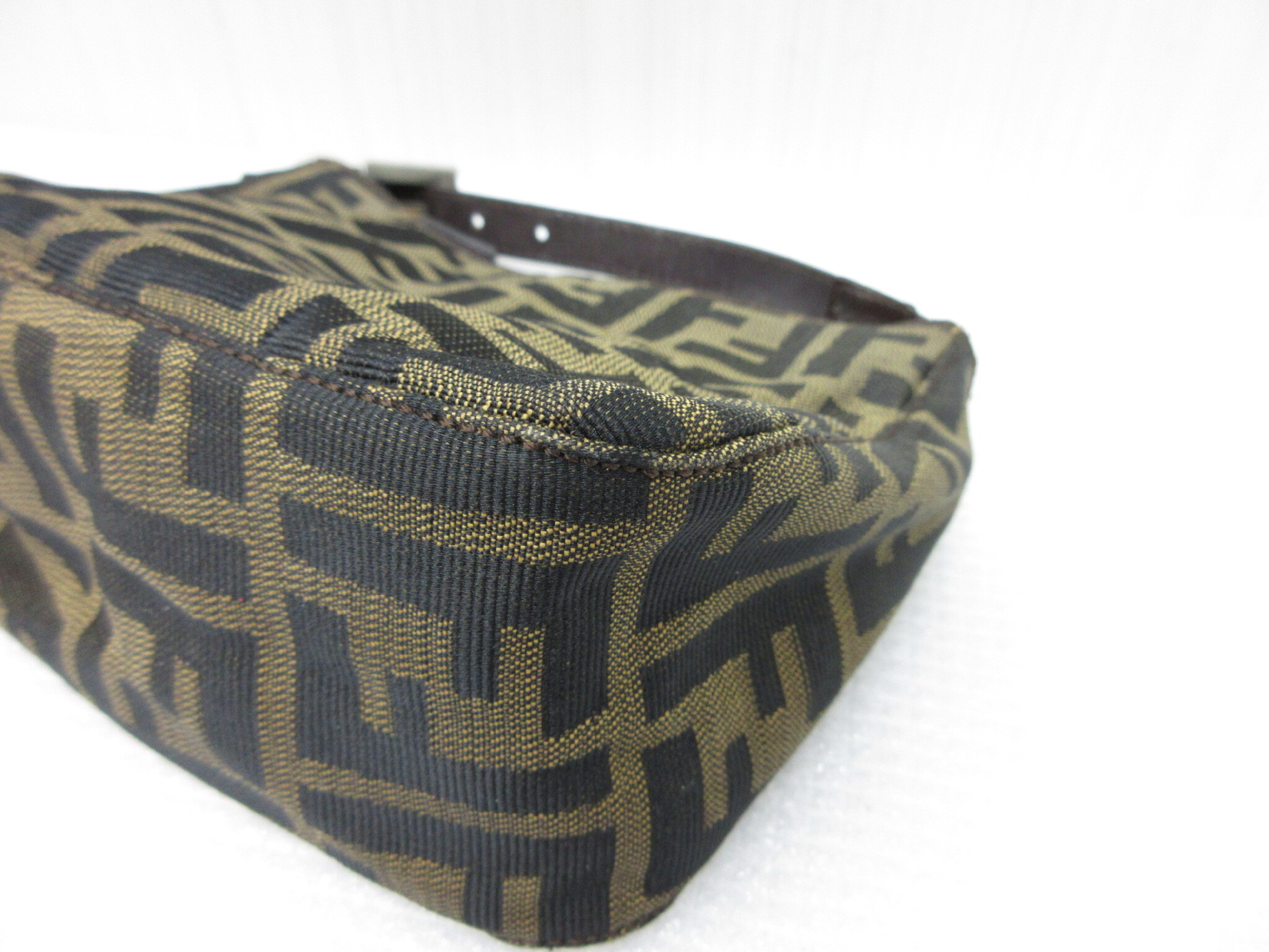 Zucca pattern handbag, accessory pouch, shoulder bag — view 4