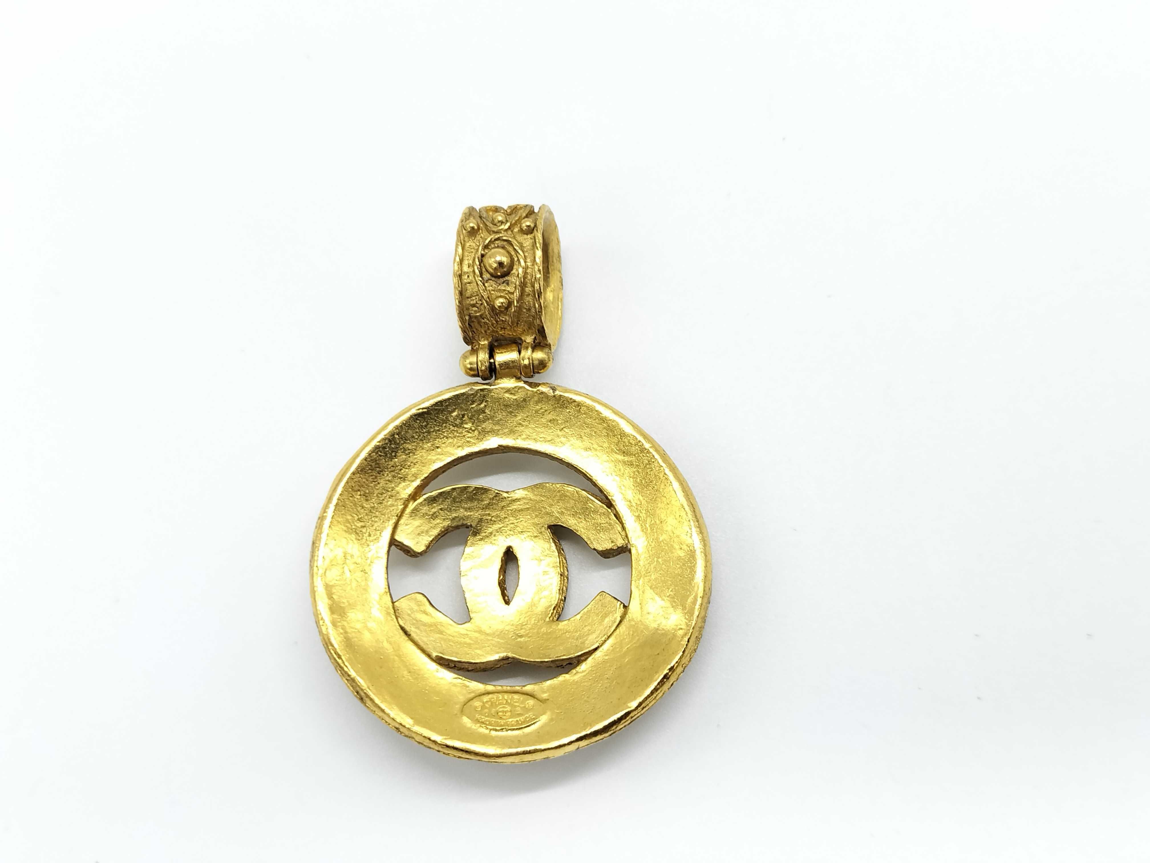 Coco Mark Necklace Pendant Top 94A — view 3