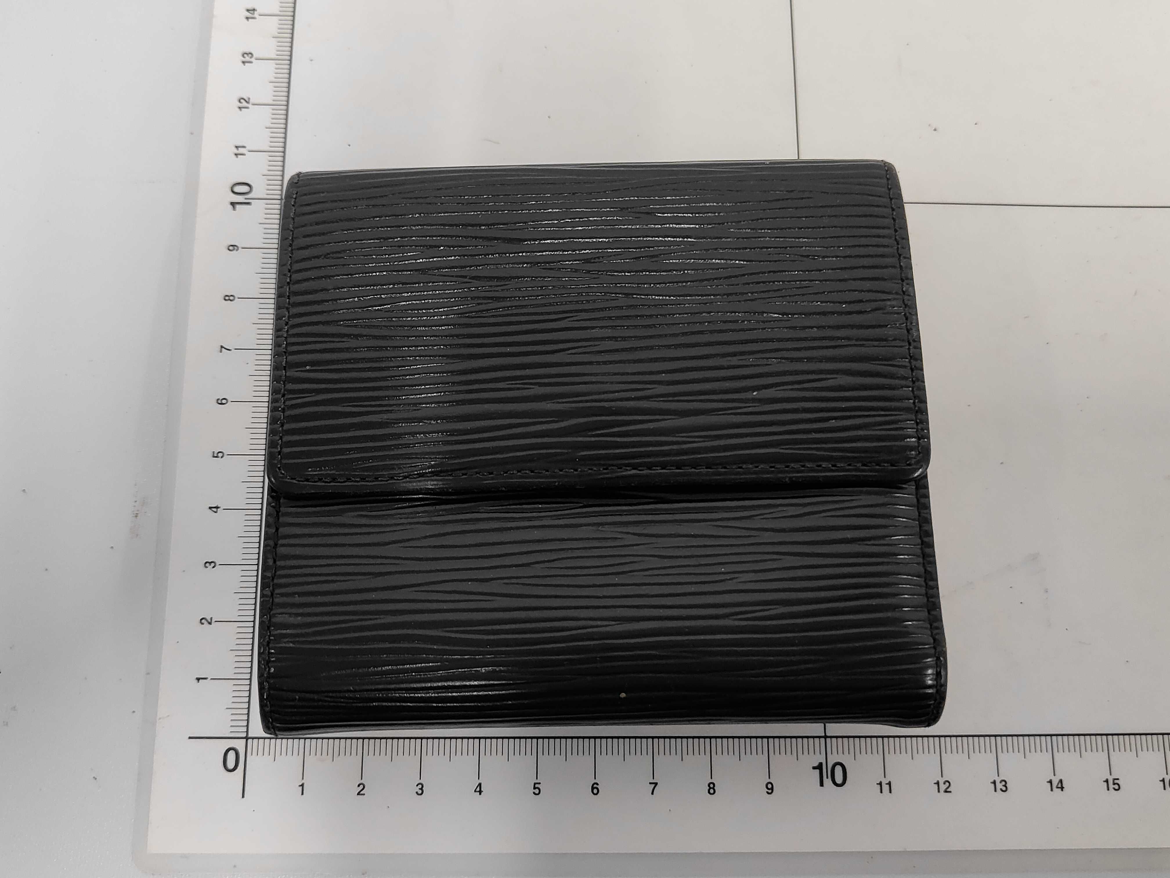Epi / Portemonnaie Billet Carte Credit / M63482 / Serial number unclear / Folding wallet / Leather wallet — view 2