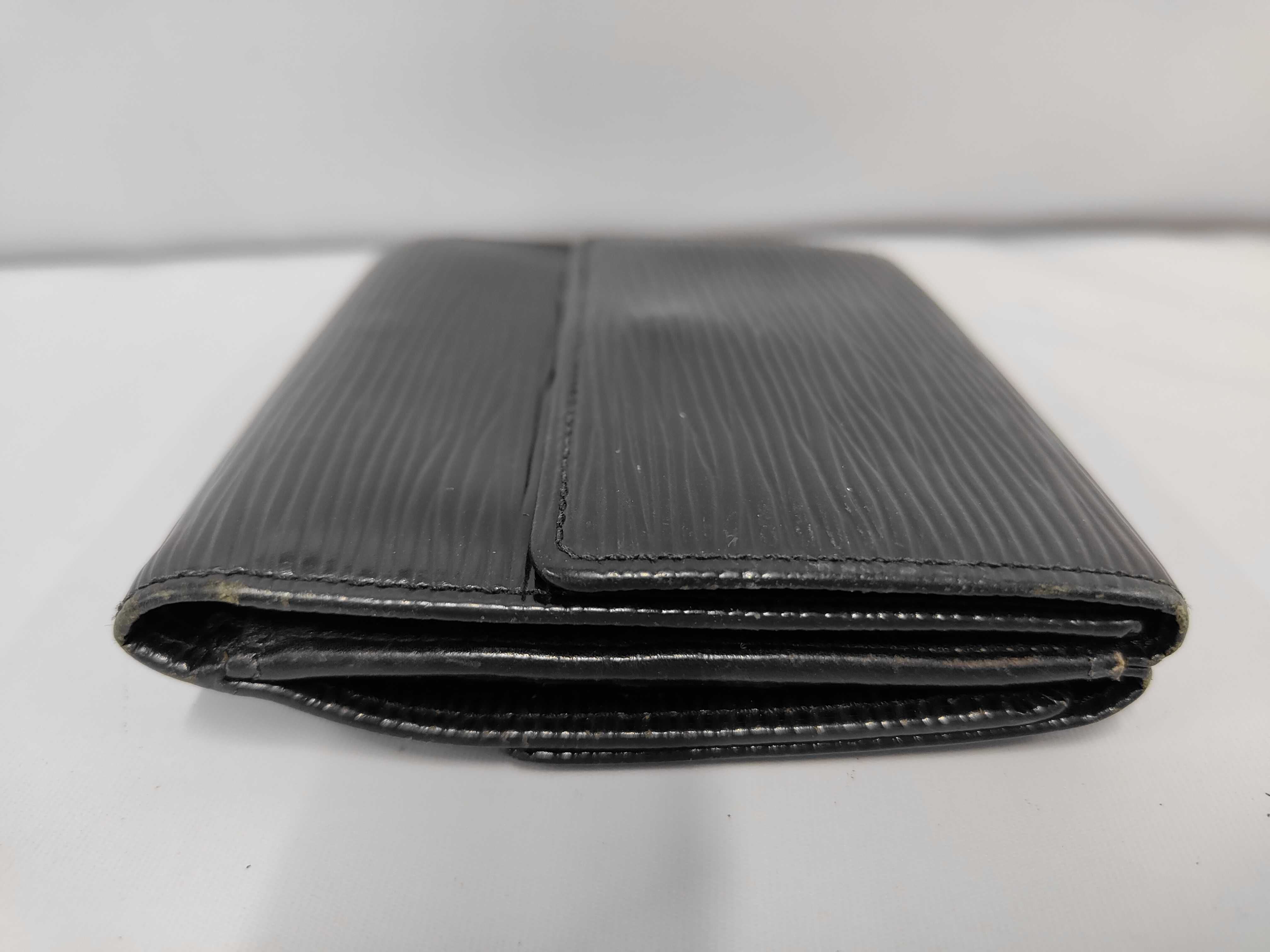 Epi / Portemonnaie Billet Carte Credit / M63482 / Serial number unclear / Folding wallet / Leather wallet — view 5