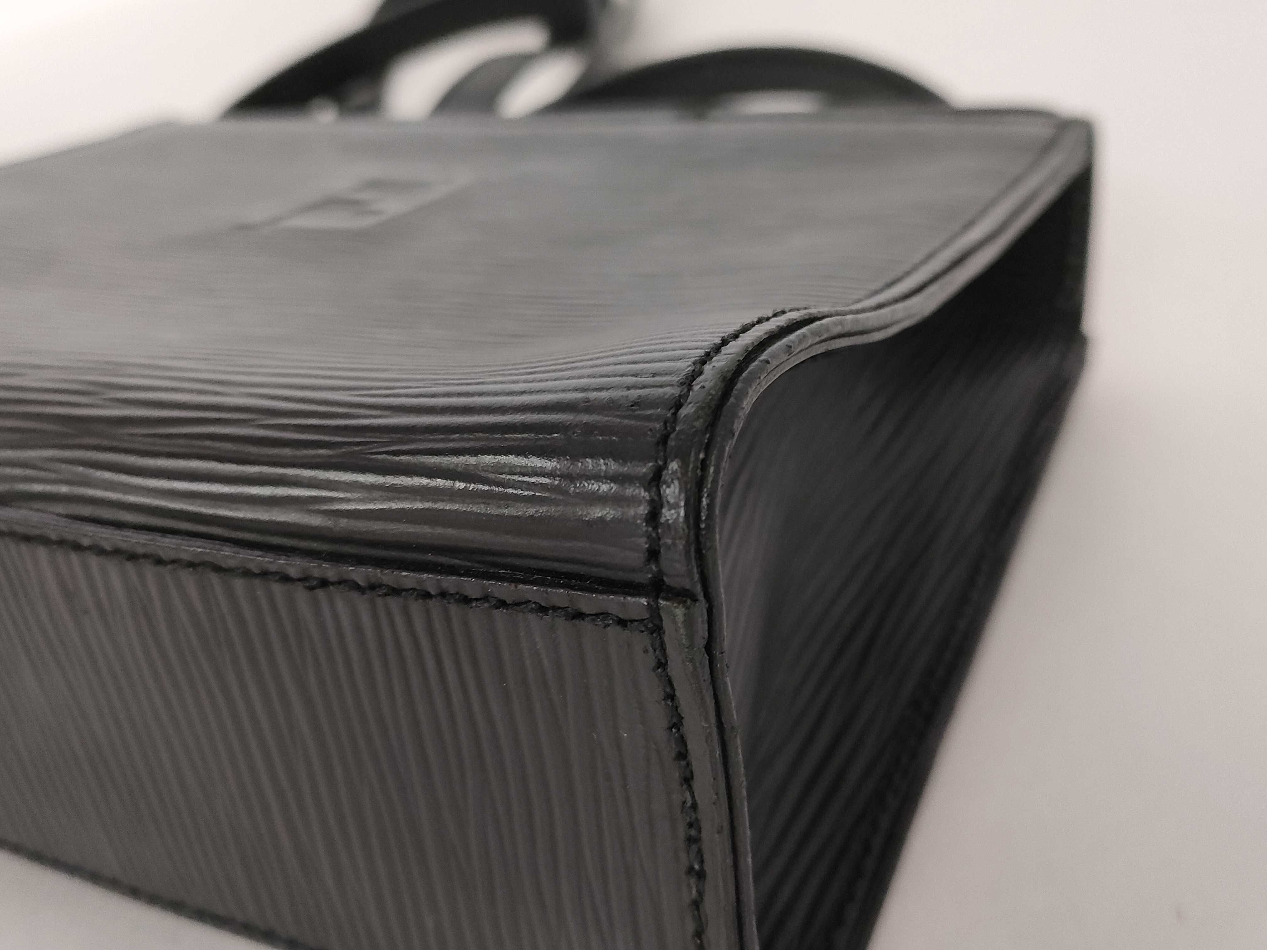 Epi Shoulder Bag, Black — view 6