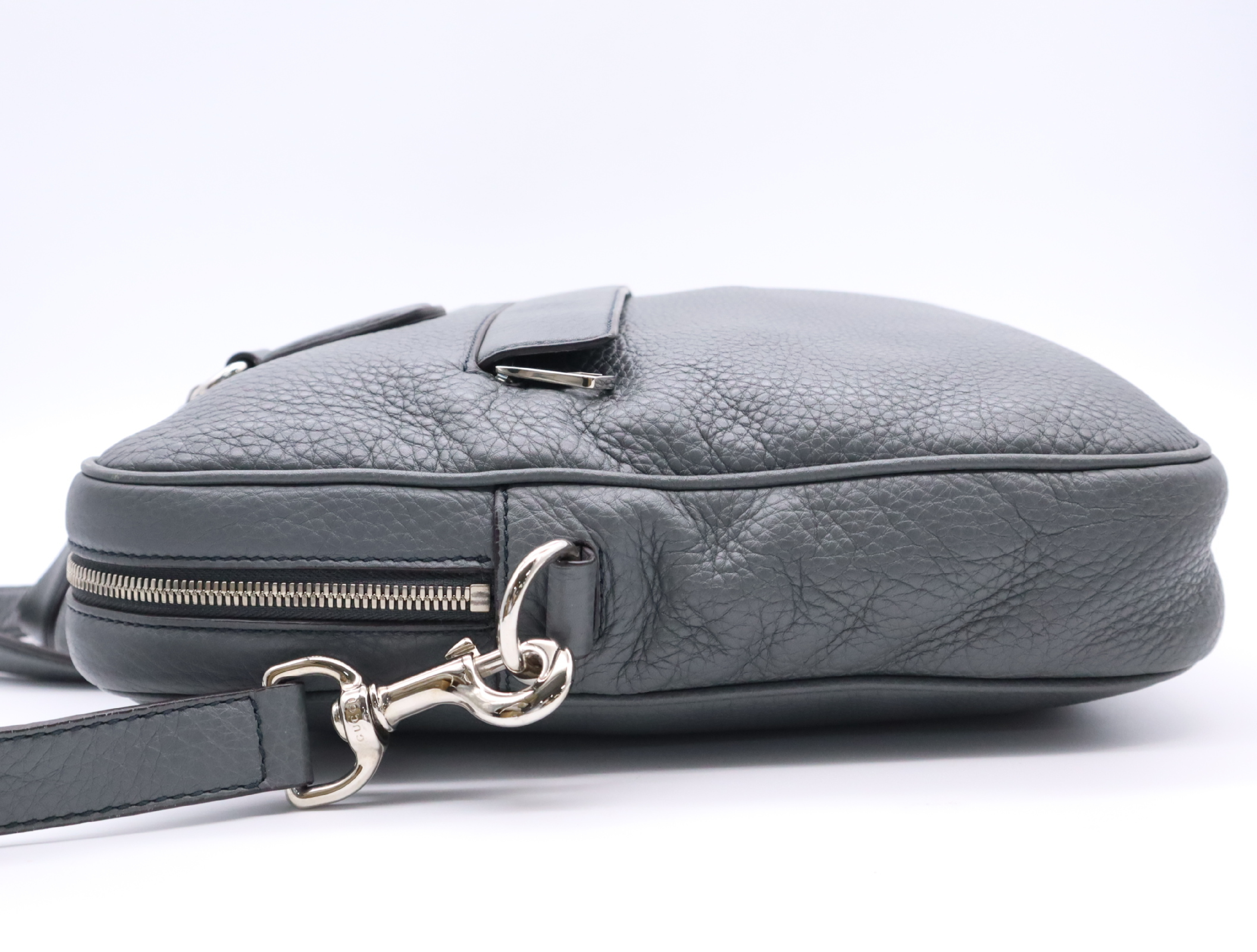 322057 Leather Interlocking G Business Bag, Gray, Silver Hardware, Shoulder Strap — view 3